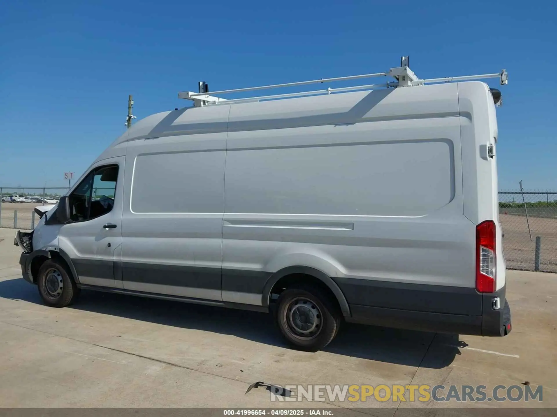 13 Фотография поврежденного автомобиля 1FTLW3X86PKC12960 FORD TRANSIT-350 CARGO VAN 2023