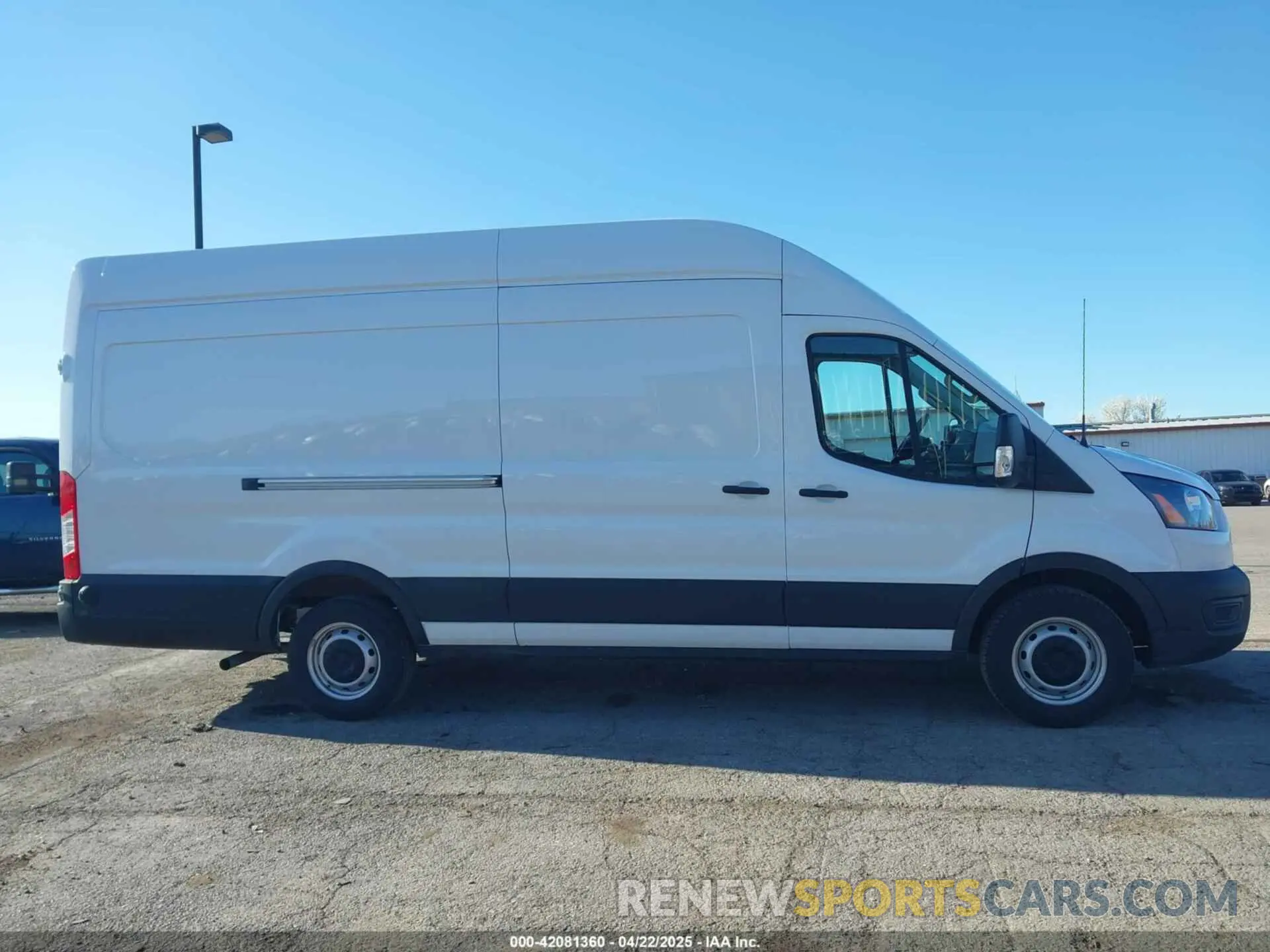 13 Photograph of a damaged car 1FTBW3X89RKB49268 FORD TRANSIT-350 CARGO VAN 2024