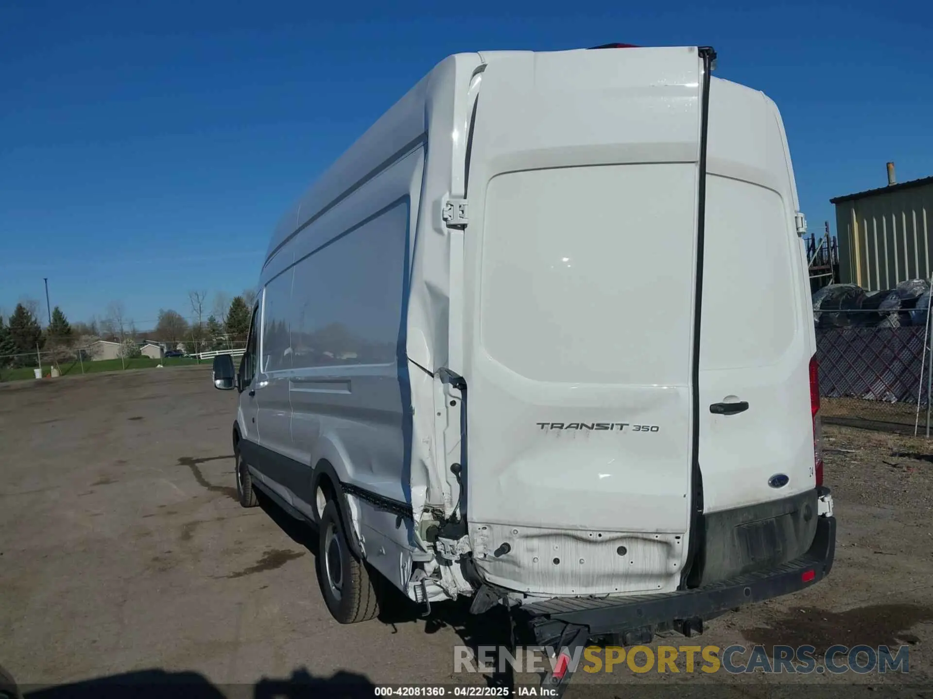 3 Photograph of a damaged car 1FTBW3X89RKB49268 FORD TRANSIT-350 CARGO VAN 2024