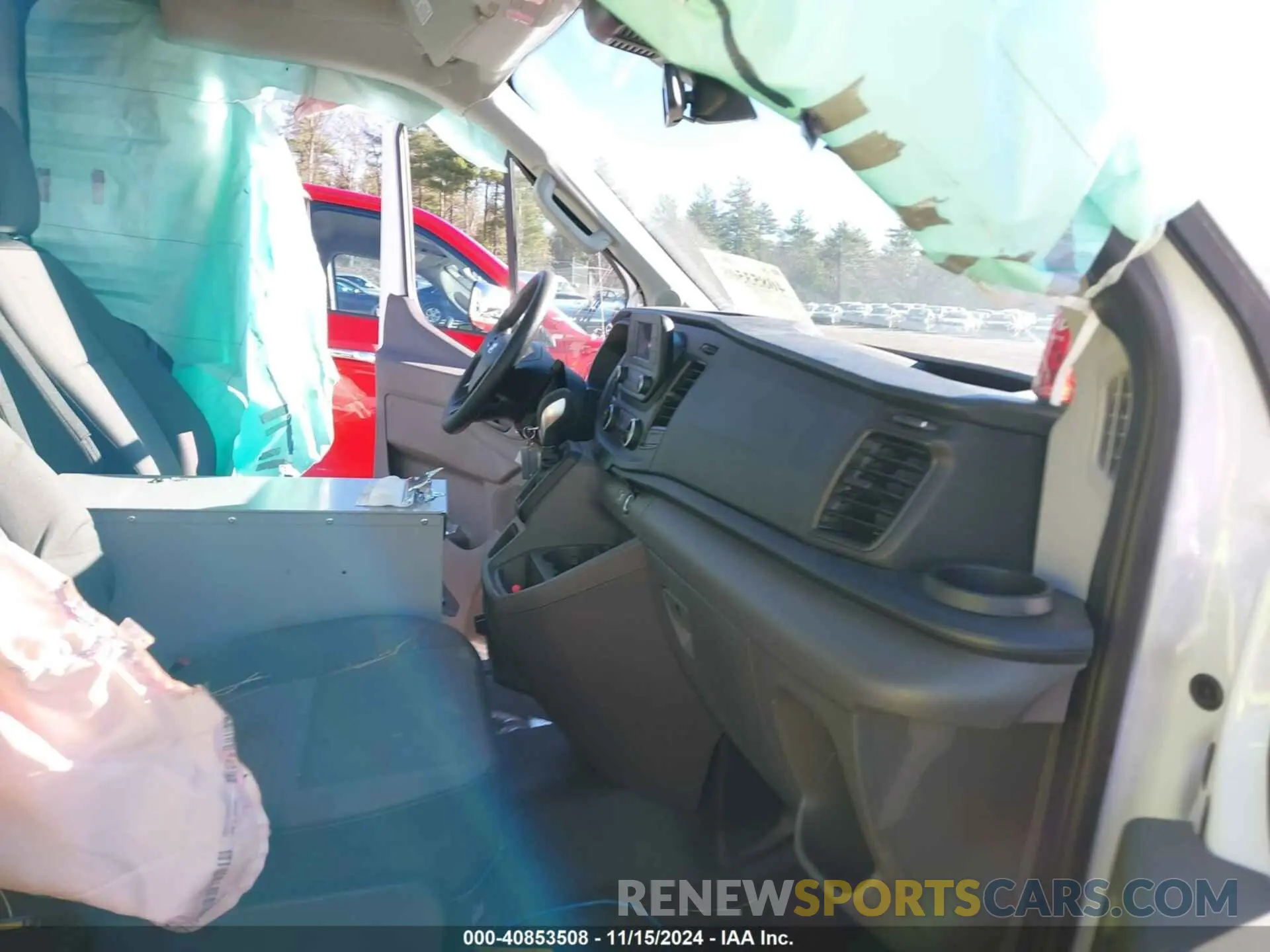 5 Photograph of a damaged car 1FTBW9C87RKA08188 FORD TRANSIT-350 CARGO VAN 2024