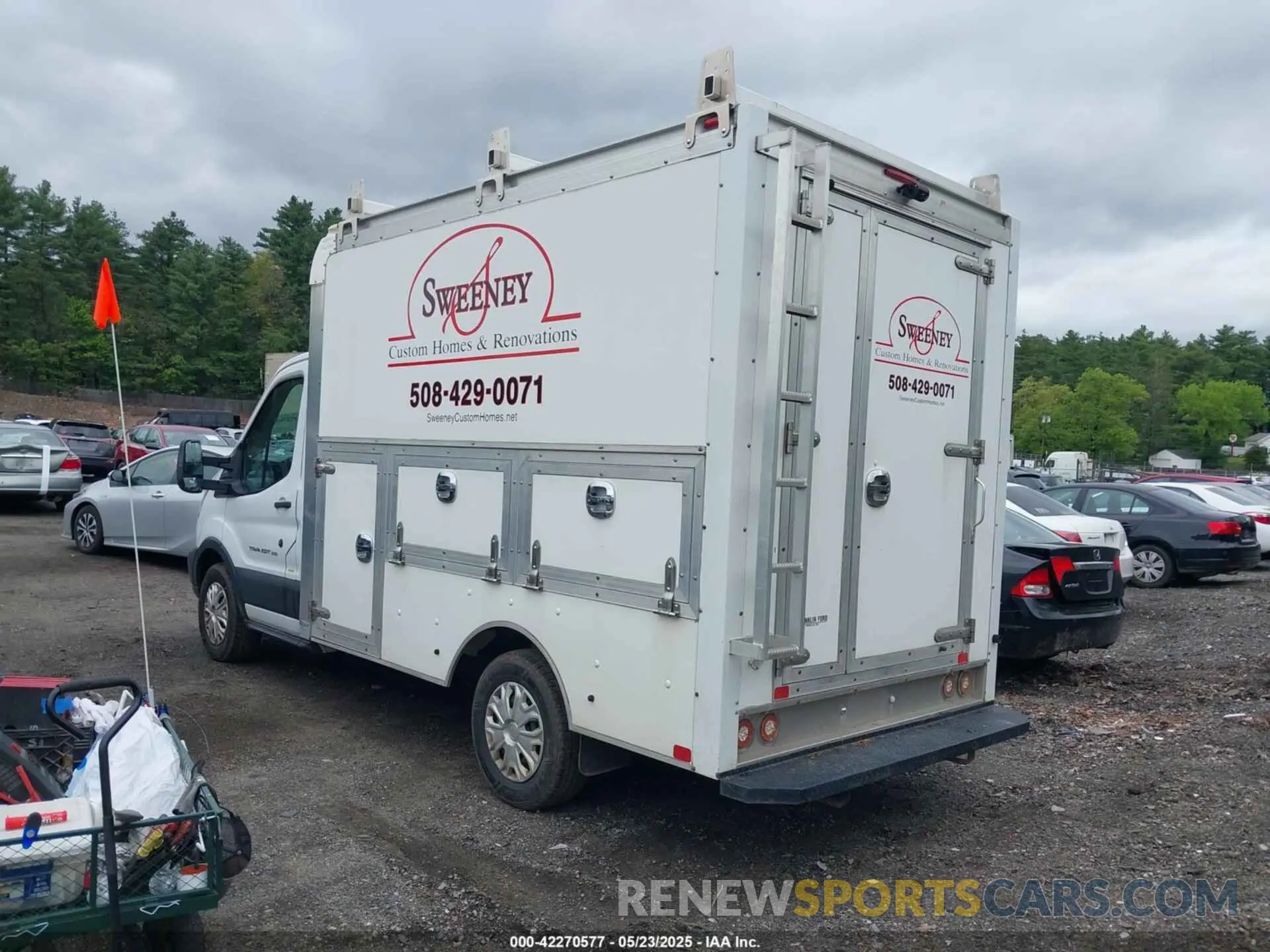 3 Photograph of a damaged car 1FDBW5PM8KKA68031 FORD TRANSIT-350 CUTAWAY 2019
