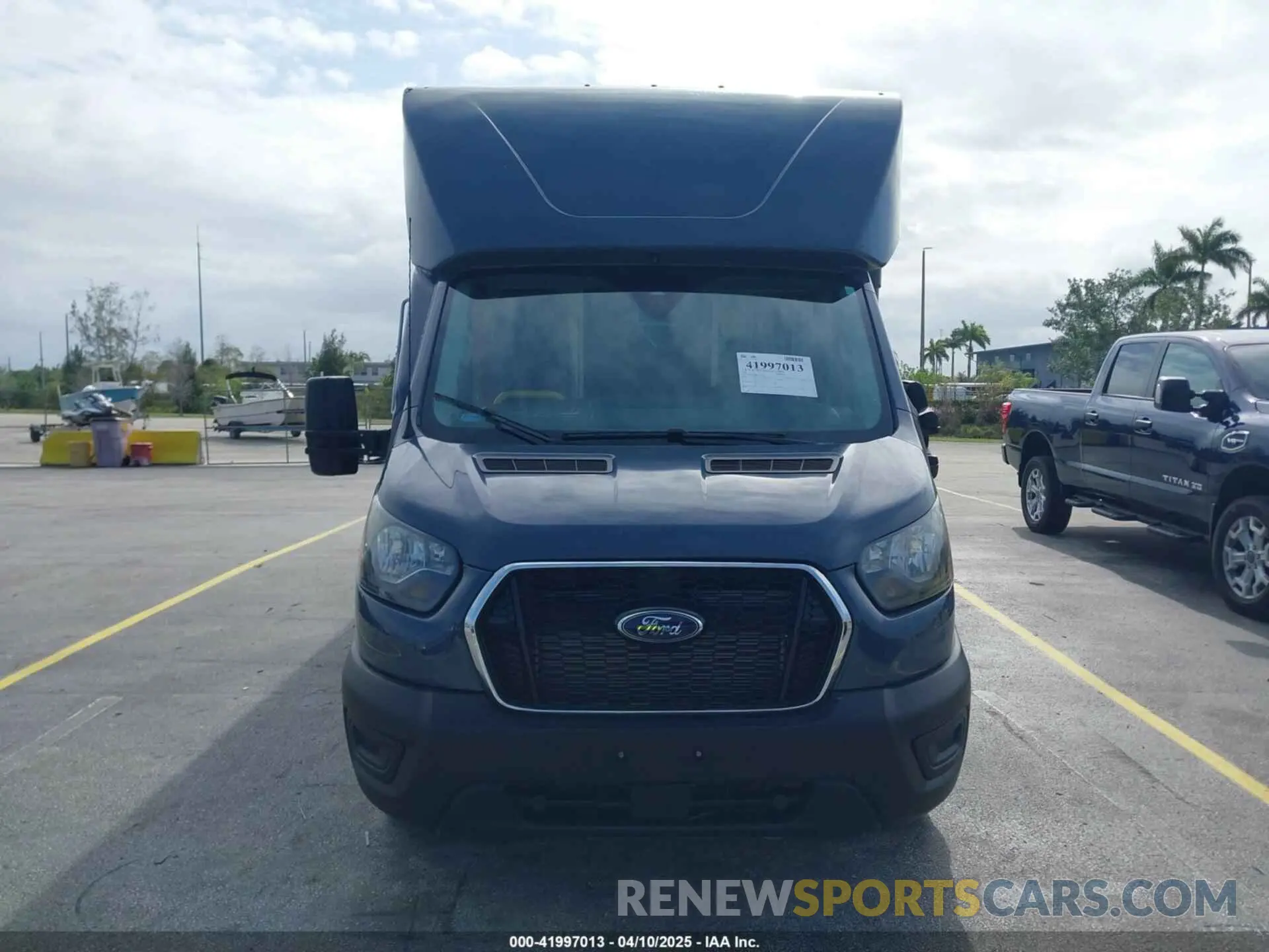 12 Photograph of a damaged car 1FDDF6P87MKA59521 FORD TRANSIT-350 CUTAWAY 2021