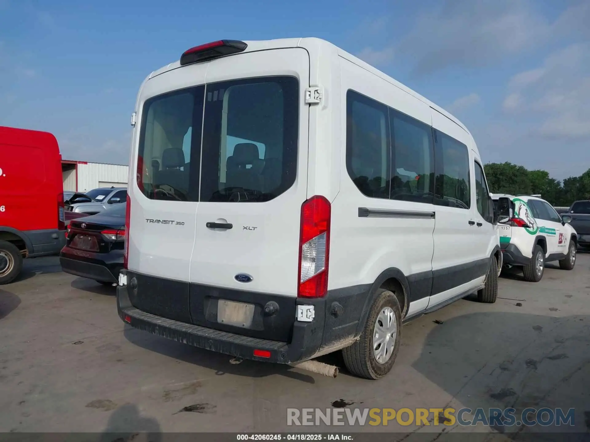 4 Photograph of a damaged car 1FBAX2C81LKA42607 FORD TRANSIT-350 PASSENGER VAN 2020