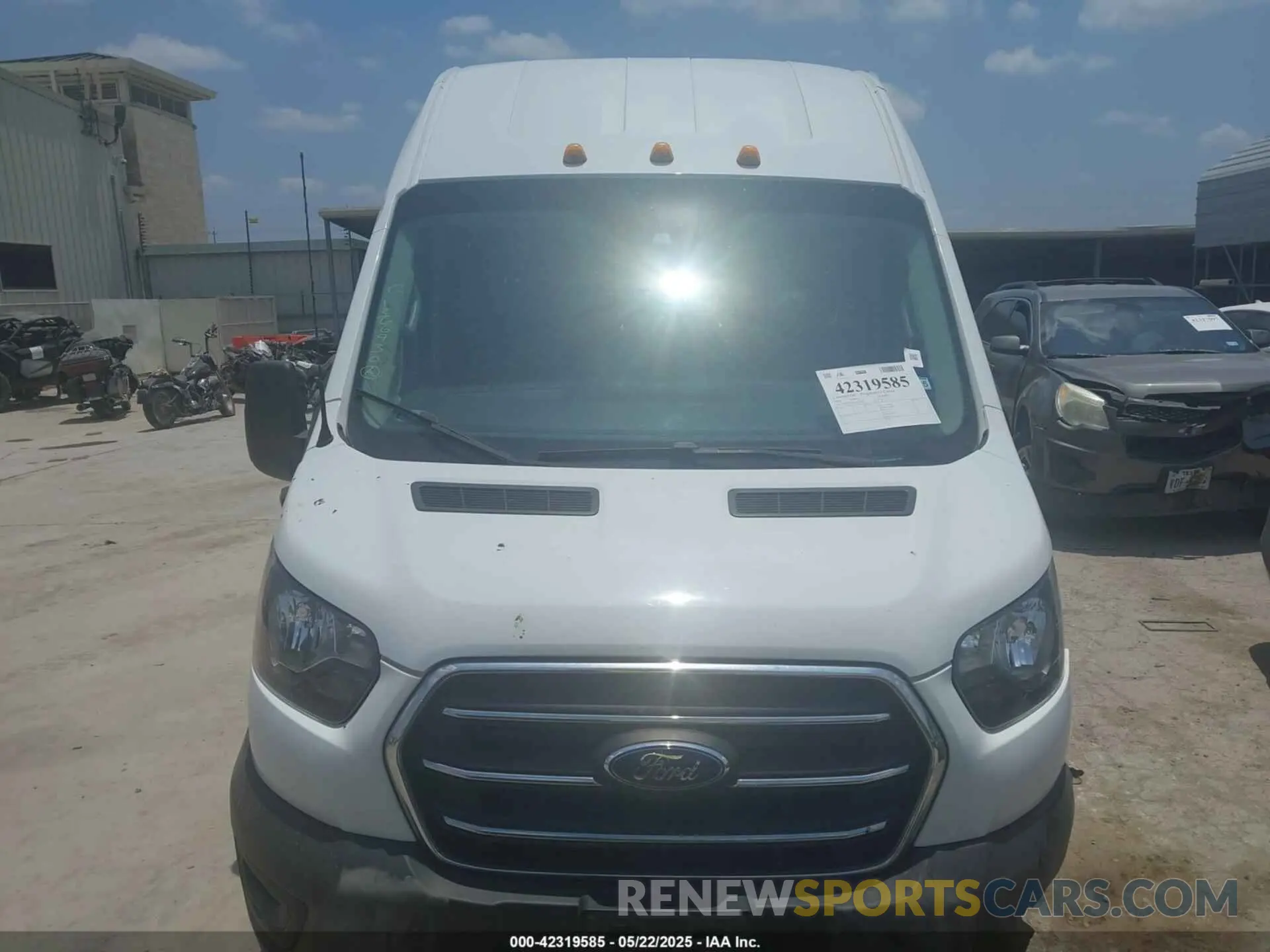 11 Photograph of a damaged car 1FBVU4XG4LKA13528 FORD TRANSIT-350 PASSENGER VAN 2020