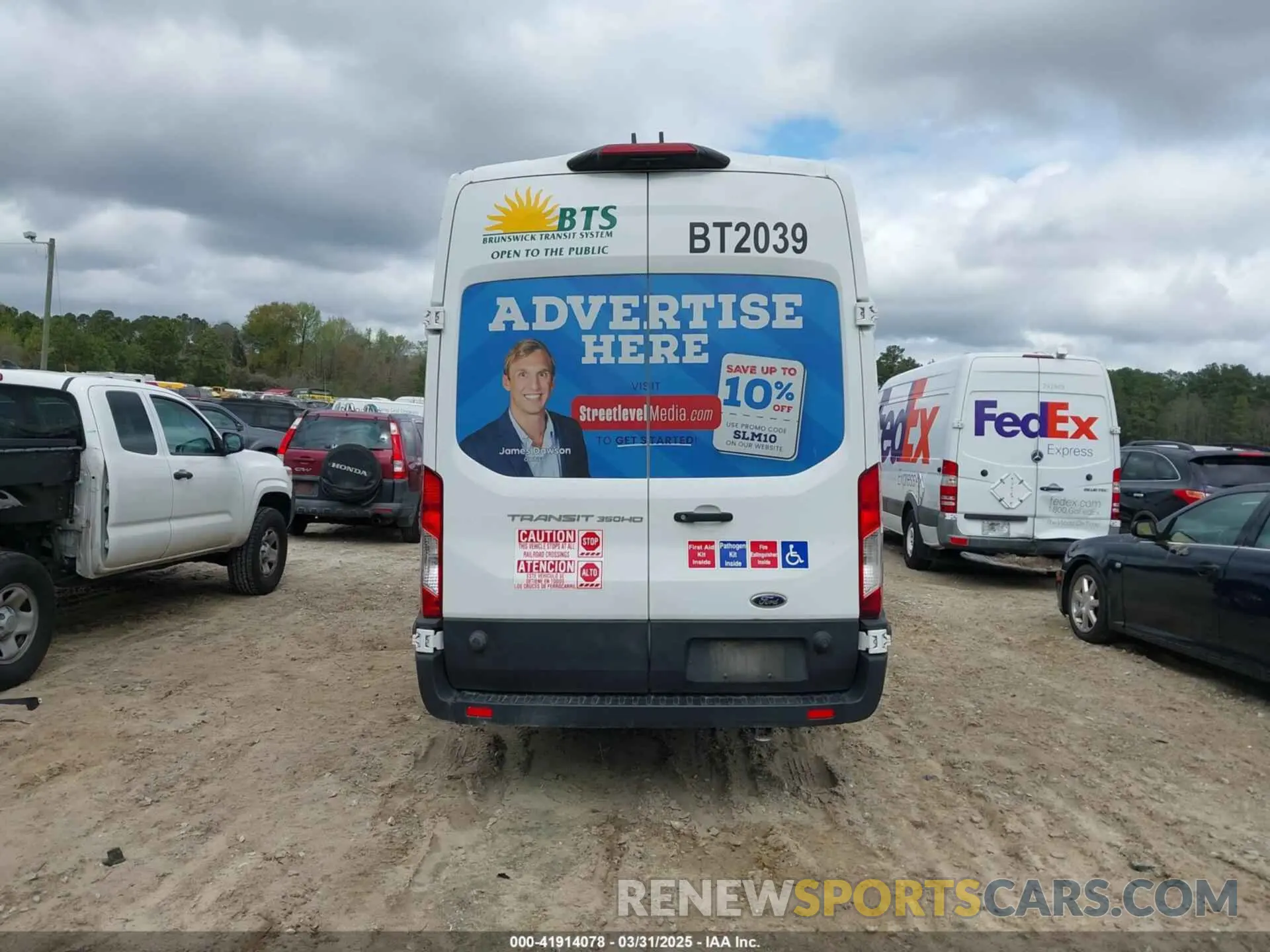 15 Photograph of a damaged car 1FDVU4X82LKA02186 FORD TRANSIT-350 PASSENGER VAN 2020