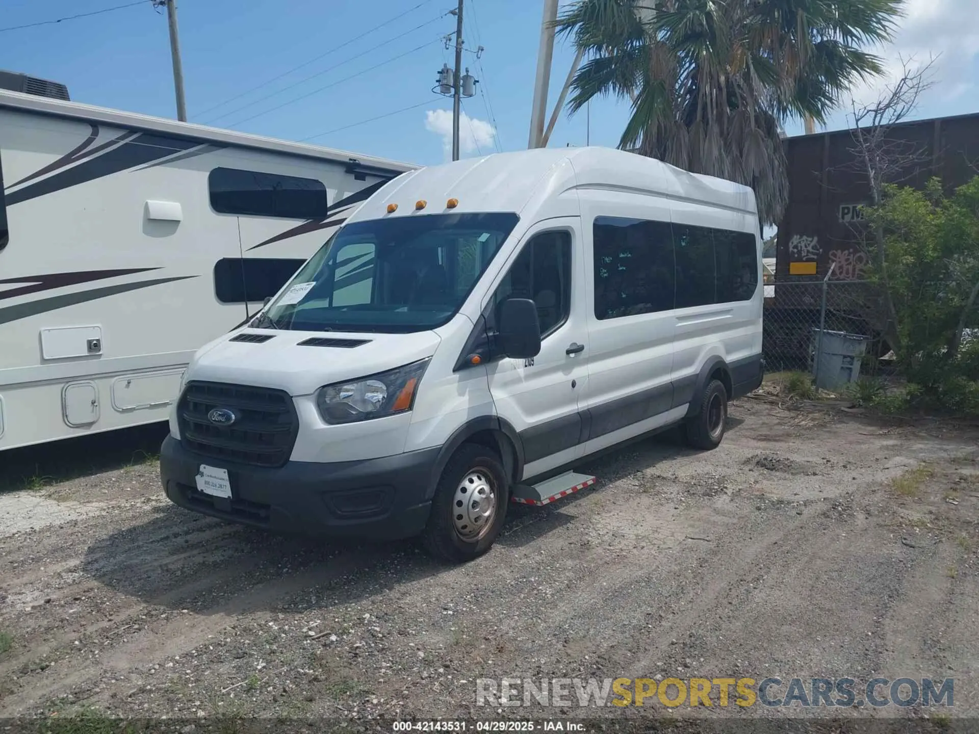 2 Фотография поврежденного автомобиля 1FDVU4X8XLKB61876 FORD TRANSIT-350 PASSENGER VAN 2020