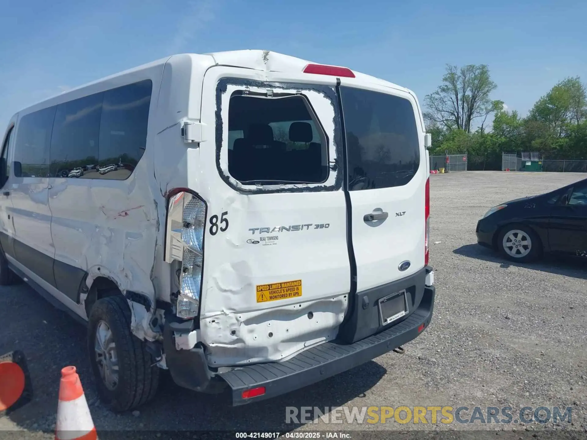 18 Photograph of a damaged car 1FBAX2Y84MKA14973 FORD TRANSIT-350 PASSENGER VAN 2021