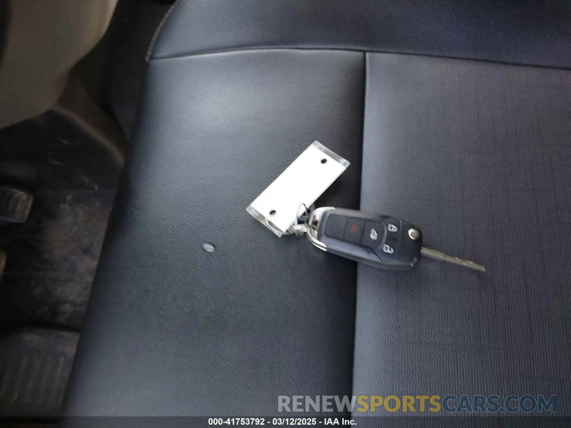 11 Photograph of a damaged car 1FBAX2C82NKA59550 FORD TRANSIT-350 PASSENGER VAN 2022