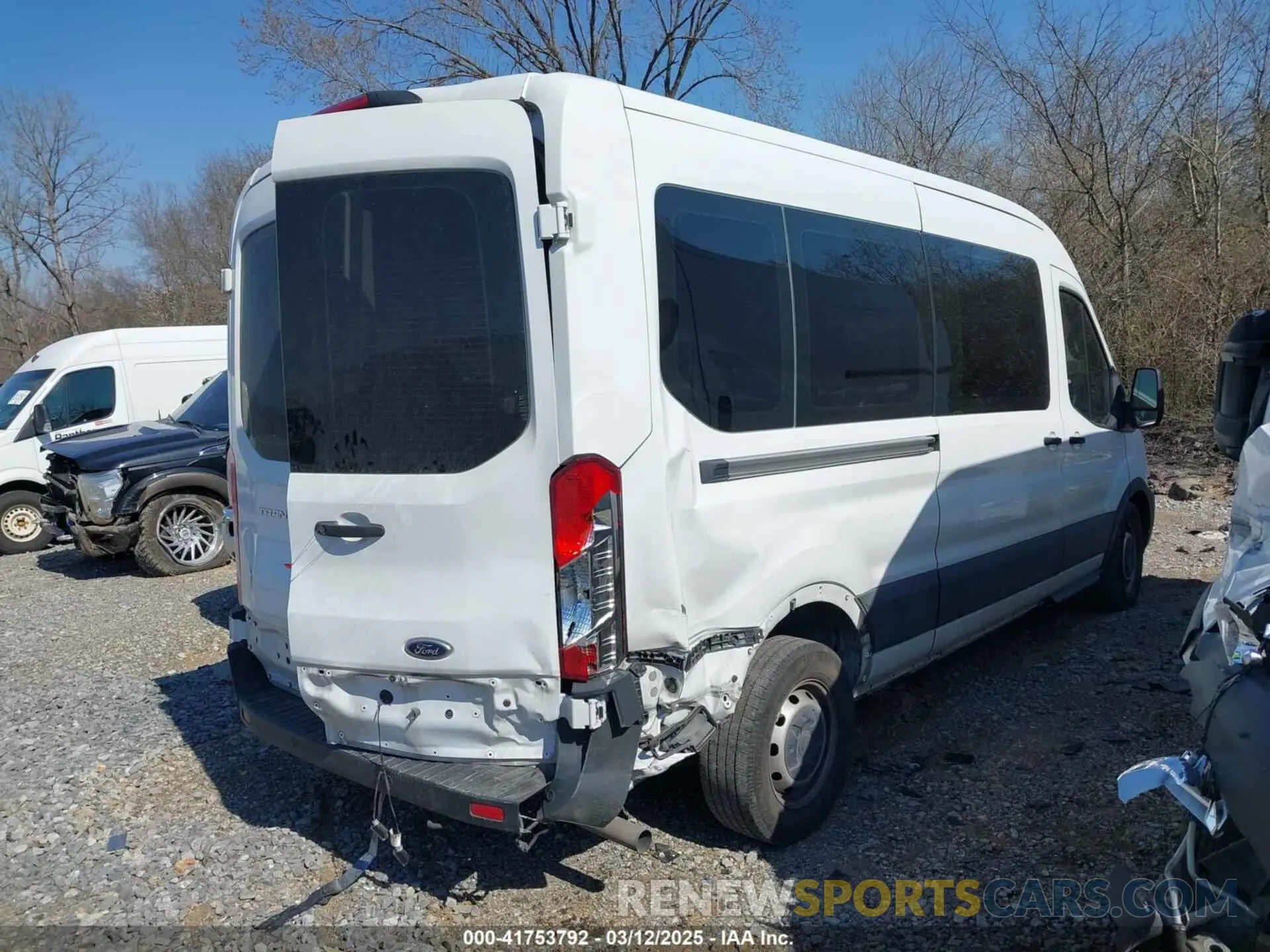 4 Photograph of a damaged car 1FBAX2C82NKA59550 FORD TRANSIT-350 PASSENGER VAN 2022