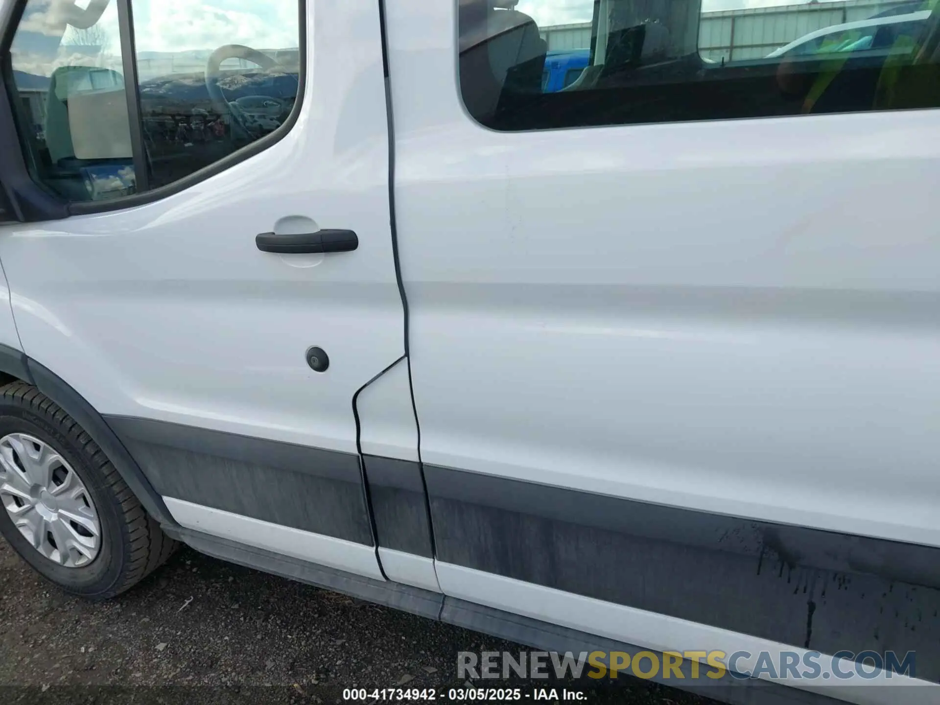 14 Фотография поврежденного автомобиля 1FBAX2C82PKB28840 FORD TRANSIT-350 PASSENGER VAN 2023