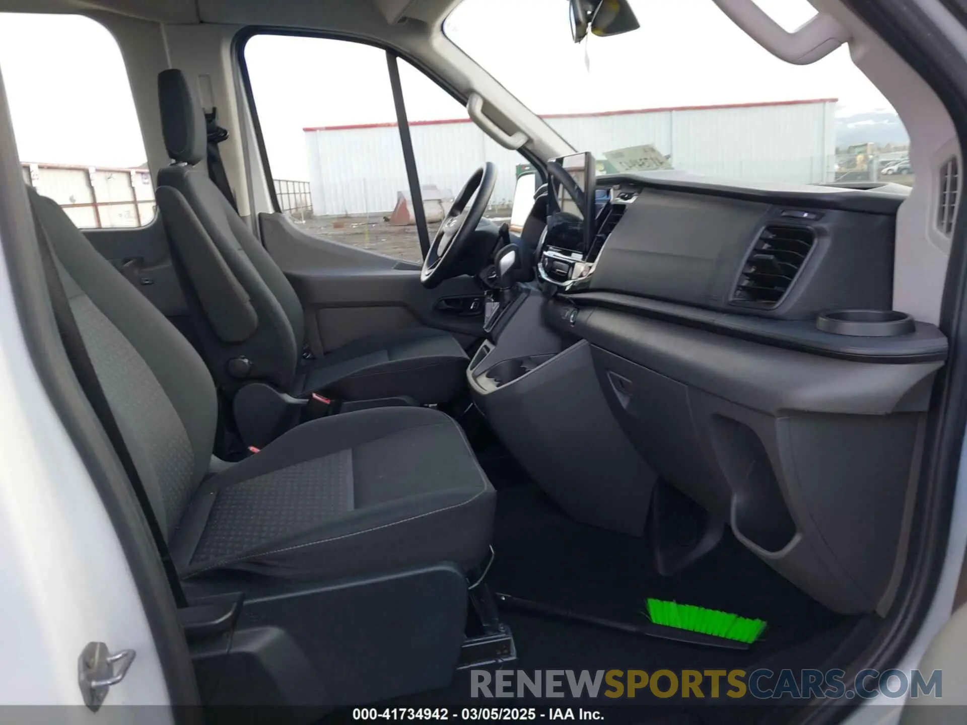 5 Фотография поврежденного автомобиля 1FBAX2C82PKB28840 FORD TRANSIT-350 PASSENGER VAN 2023