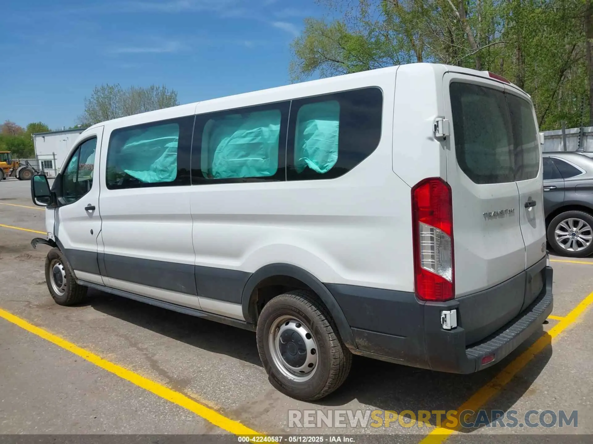 3 Фотография поврежденного автомобиля 1FBAX2Y82PKA55722 FORD TRANSIT-350 PASSENGER VAN 2023
