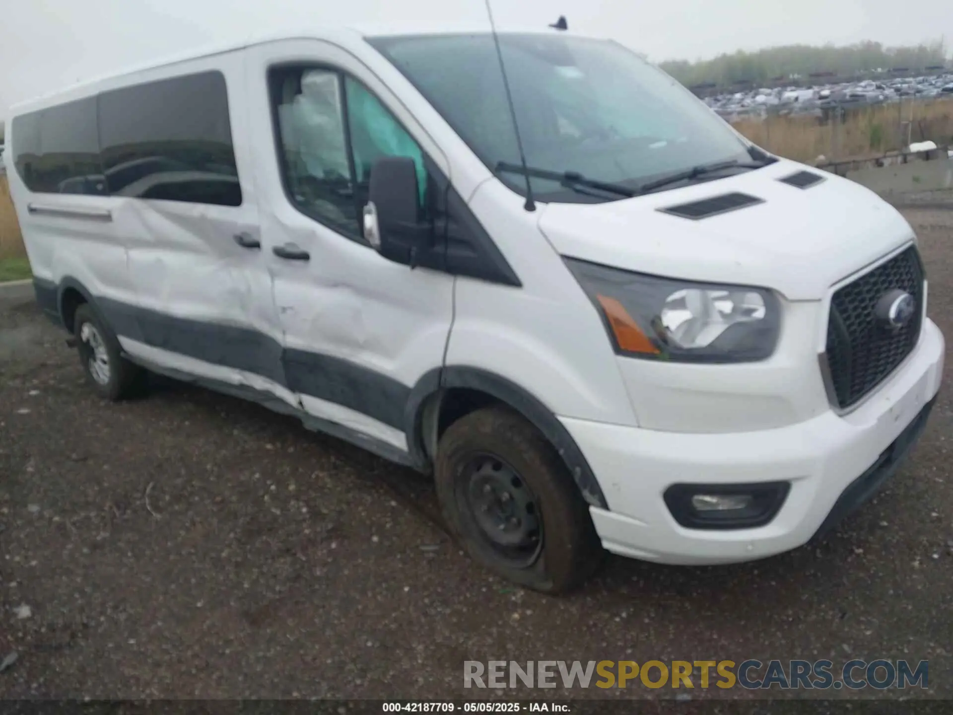 13 Photograph of a damaged car 1FBAX2YG1PKA92302 FORD TRANSIT-350 PASSENGER VAN 2023