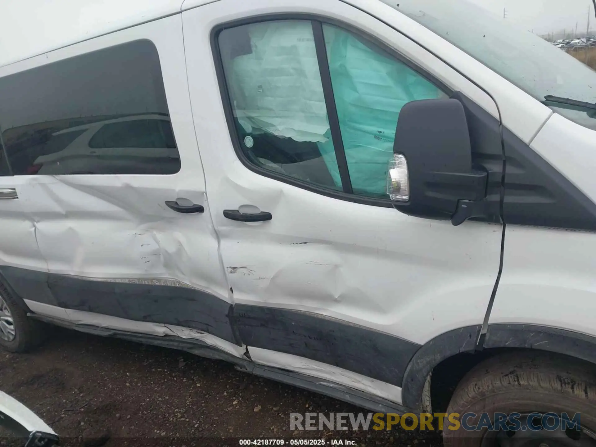 6 Photograph of a damaged car 1FBAX2YG1PKA92302 FORD TRANSIT-350 PASSENGER VAN 2023