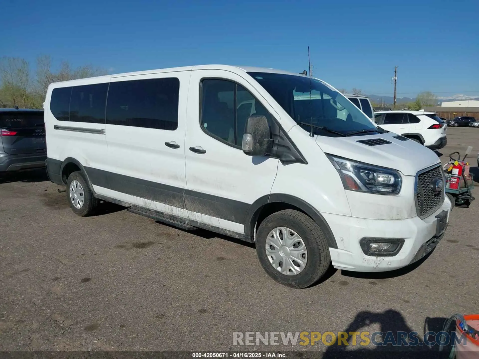 1 Фотография поврежденного автомобиля 1FBAX2YG2PKA93779 FORD TRANSIT-350 PASSENGER VAN 2023