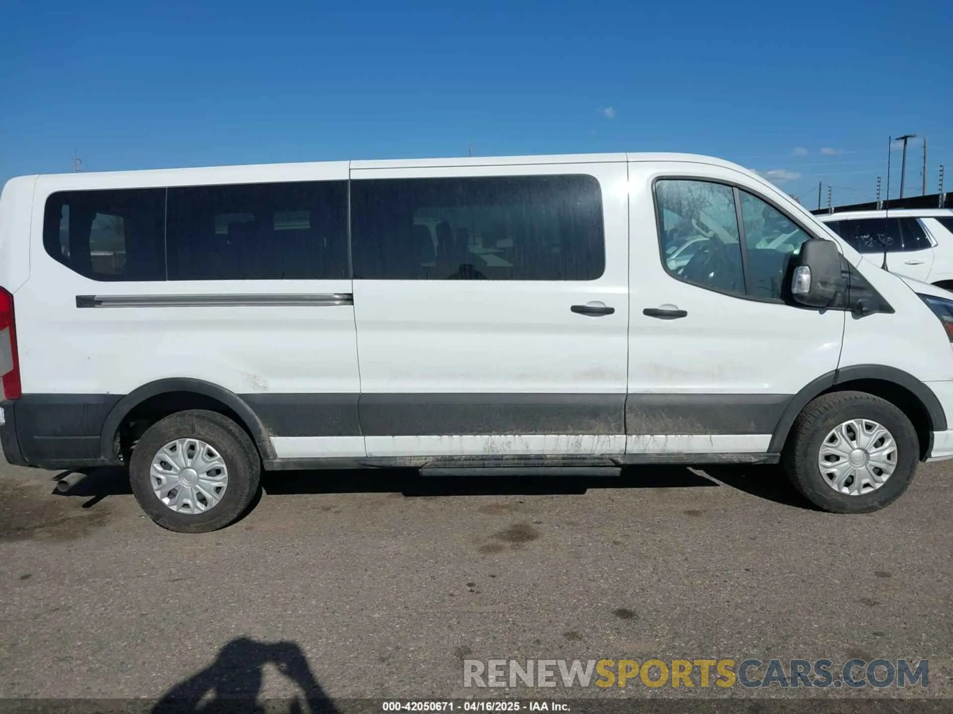 13 Фотография поврежденного автомобиля 1FBAX2YG2PKA93779 FORD TRANSIT-350 PASSENGER VAN 2023
