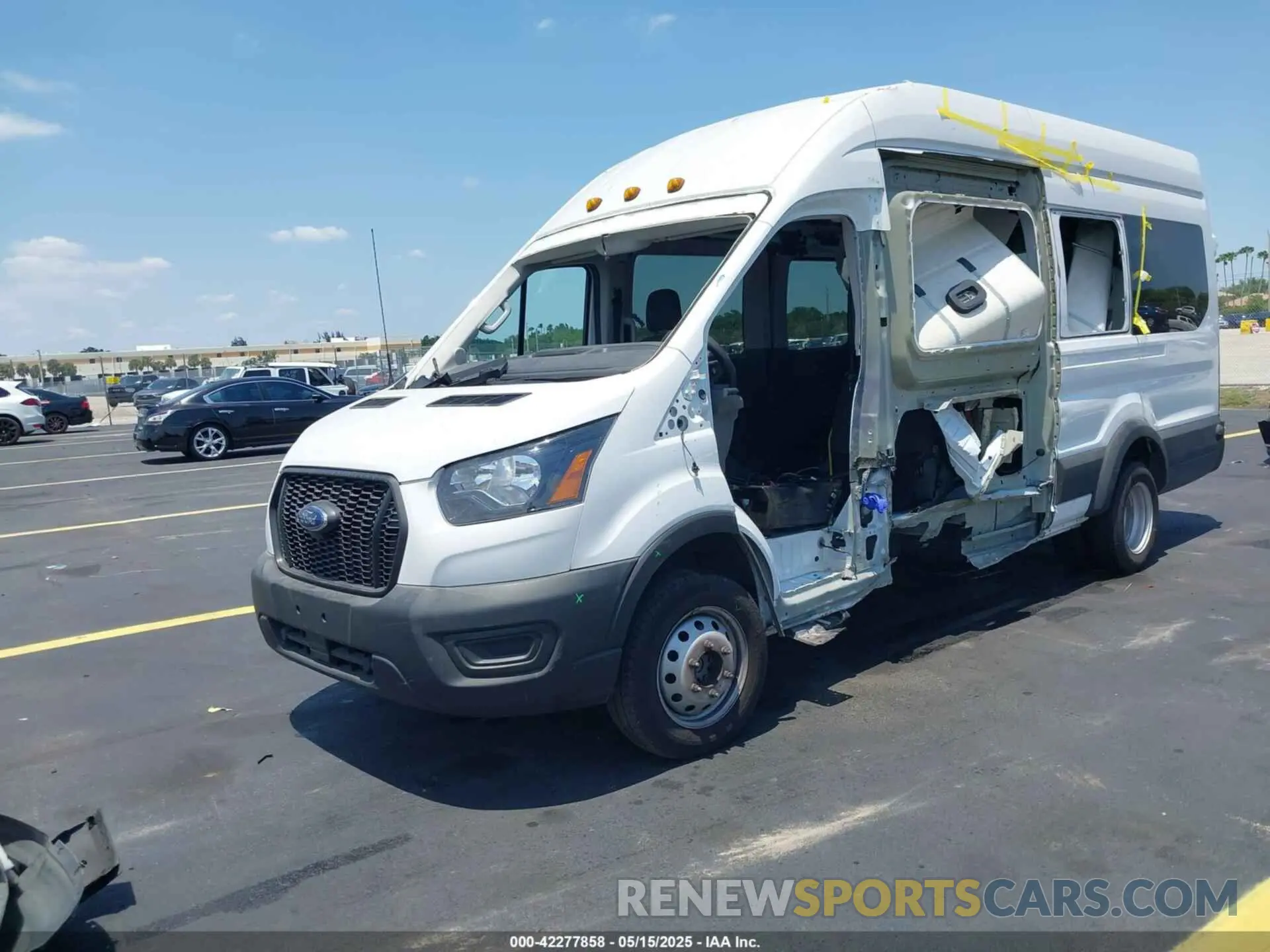2 Фотография поврежденного автомобиля 1FBVU4X83PKB84849 FORD TRANSIT-350 PASSENGER VAN 2023