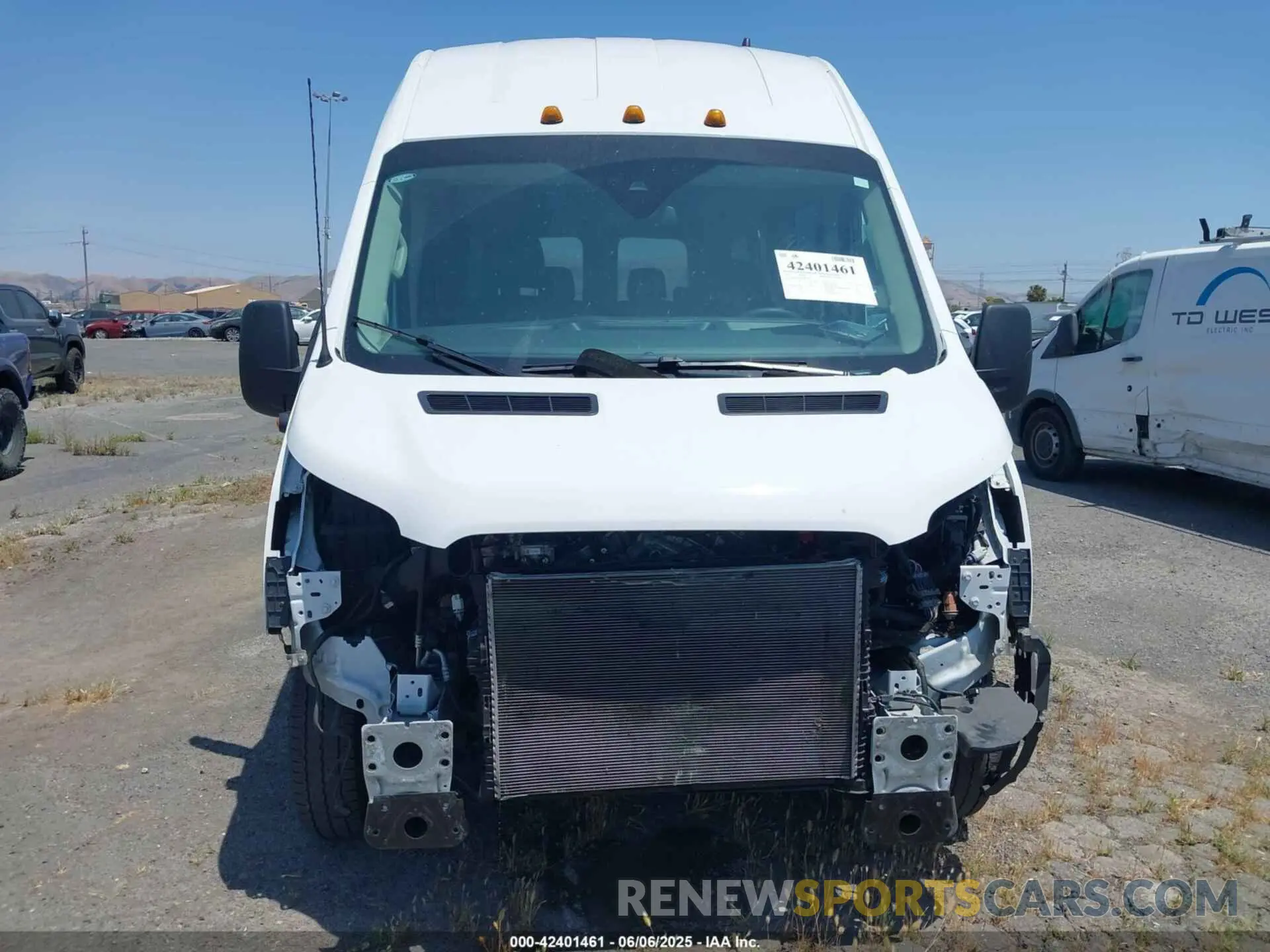 13 Photograph of a damaged car 1FBVU4X86PKB82738 FORD TRANSIT-350 PASSENGER VAN 2023