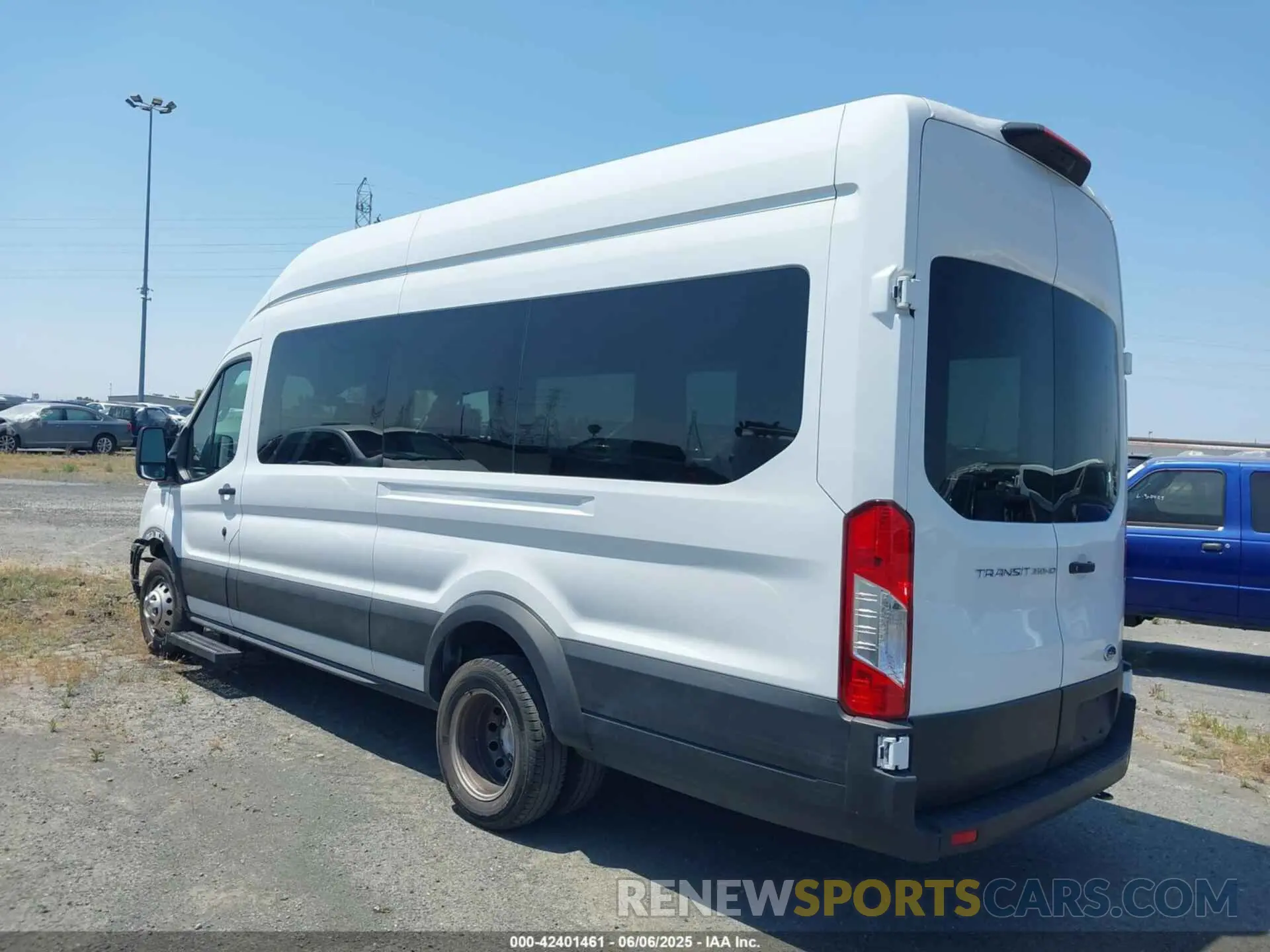 3 Photograph of a damaged car 1FBVU4X86PKB82738 FORD TRANSIT-350 PASSENGER VAN 2023