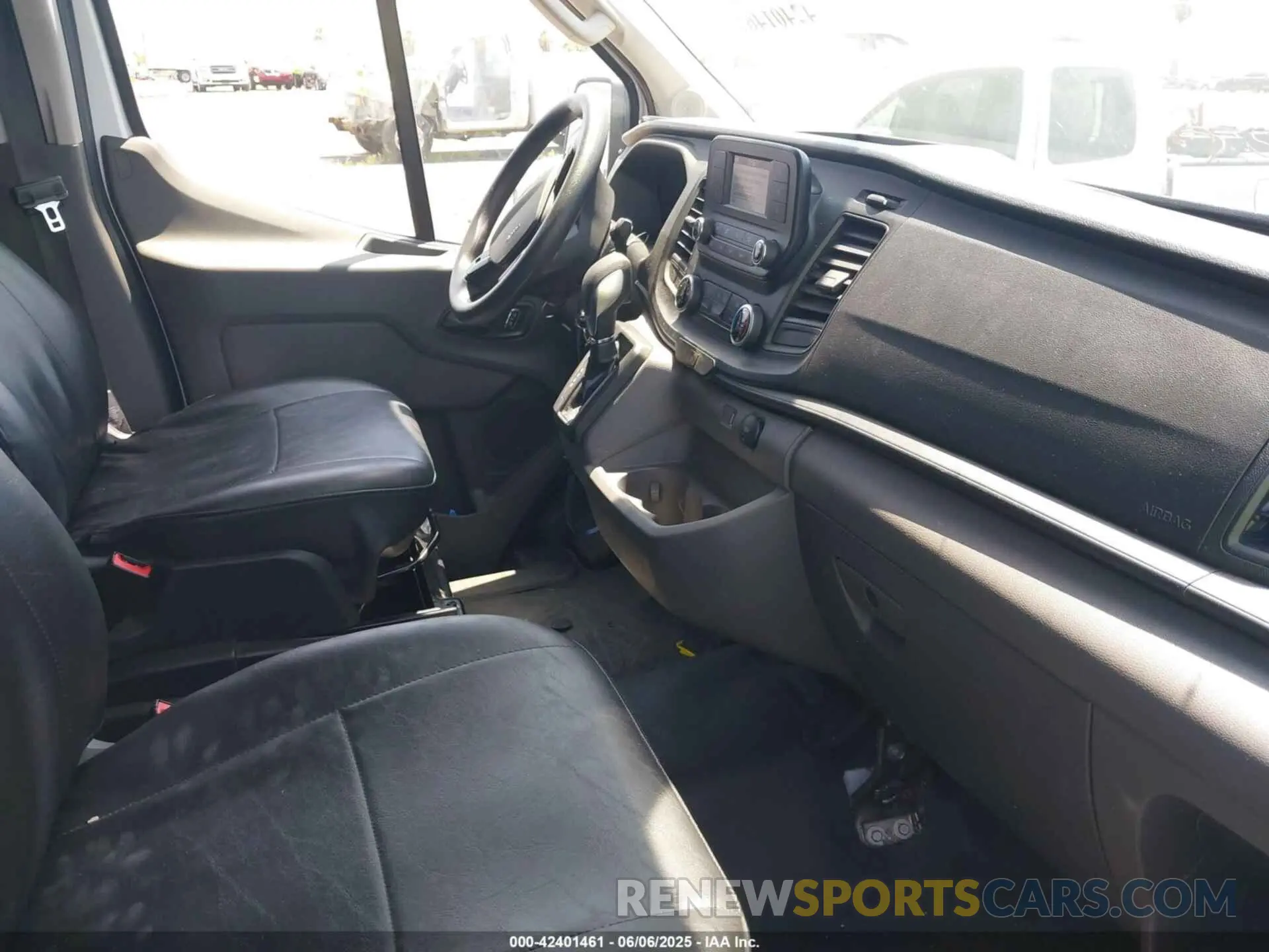6 Photograph of a damaged car 1FBVU4X86PKB82738 FORD TRANSIT-350 PASSENGER VAN 2023