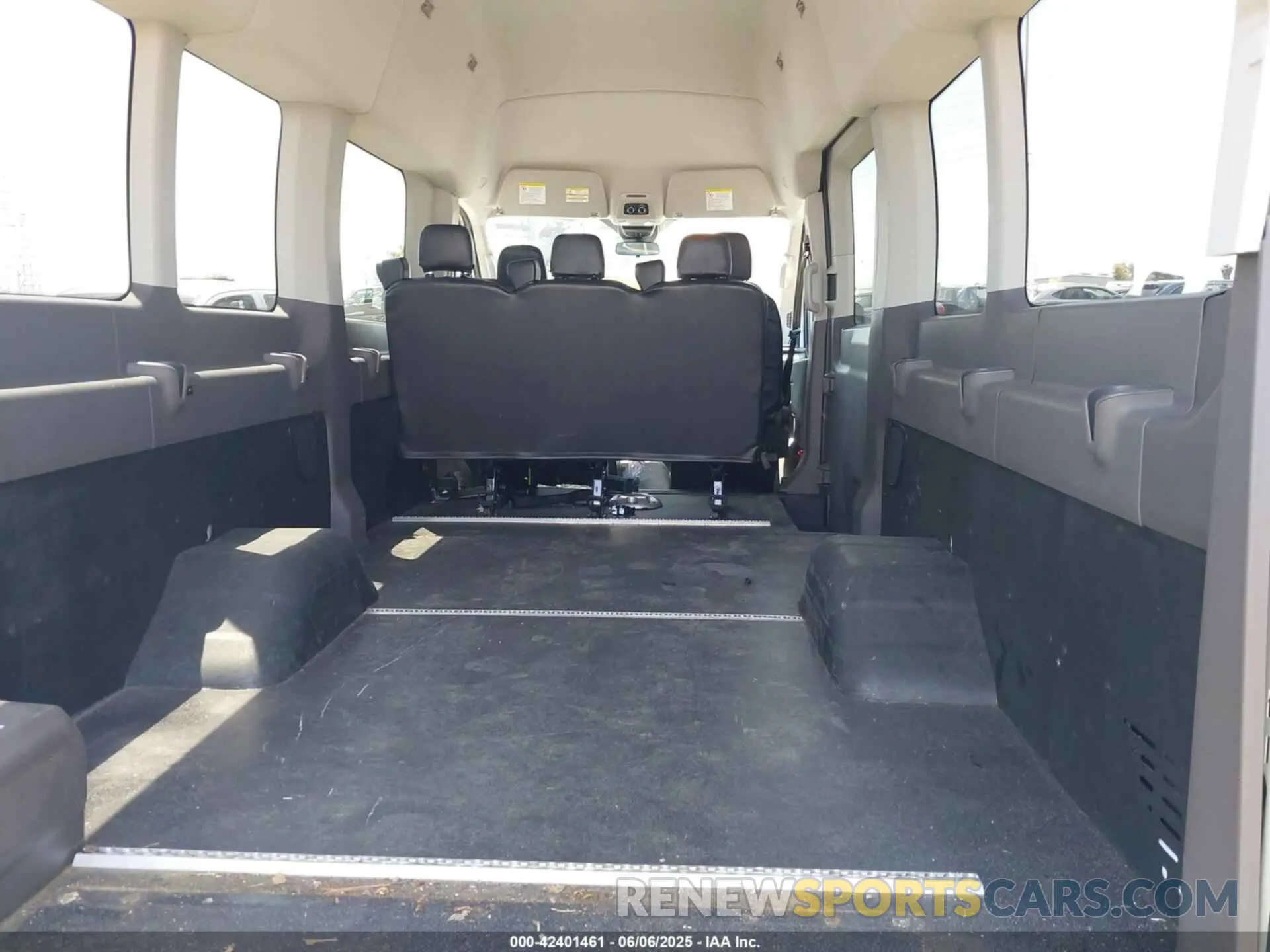 7 Photograph of a damaged car 1FBVU4X86PKB82738 FORD TRANSIT-350 PASSENGER VAN 2023