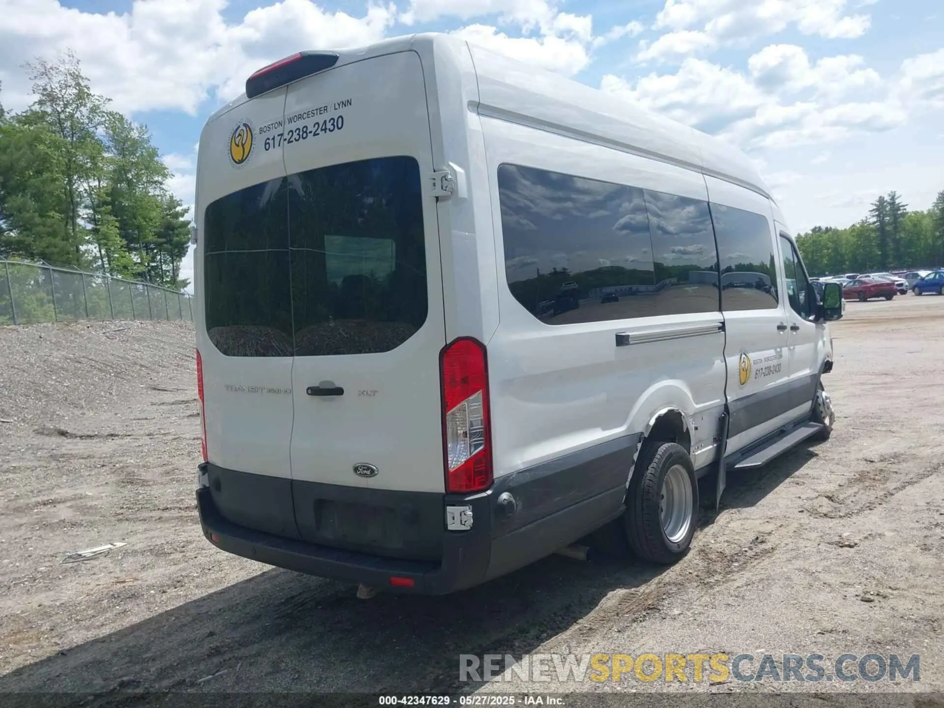 4 Photograph of a damaged car 1FBVU4X8XPKB18931 FORD TRANSIT-350 PASSENGER VAN 2023