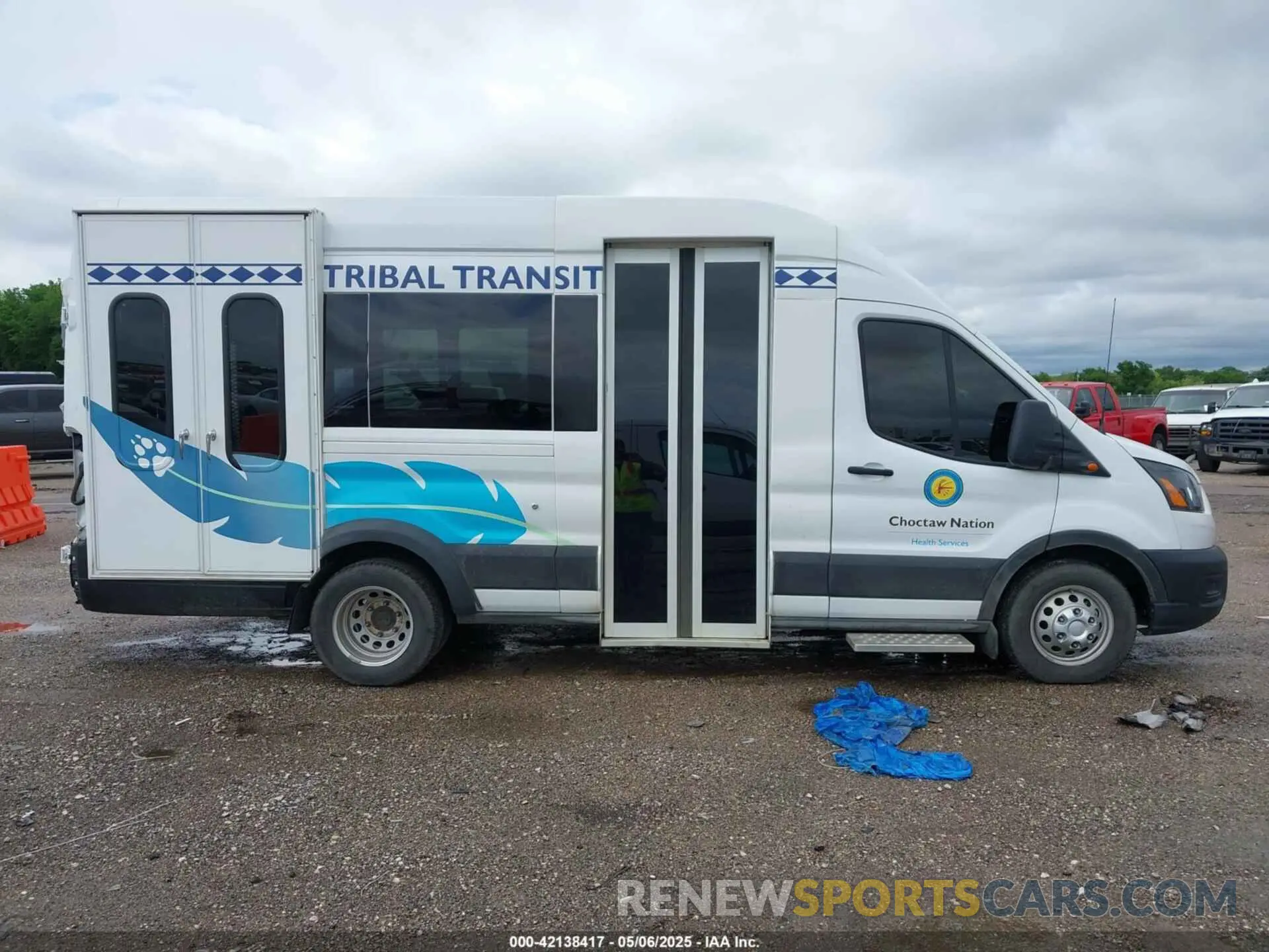 13 Photograph of a damaged car 1FDVU5XG0PKB93819 FORD TRANSIT-350 PASSENGER VAN 2023