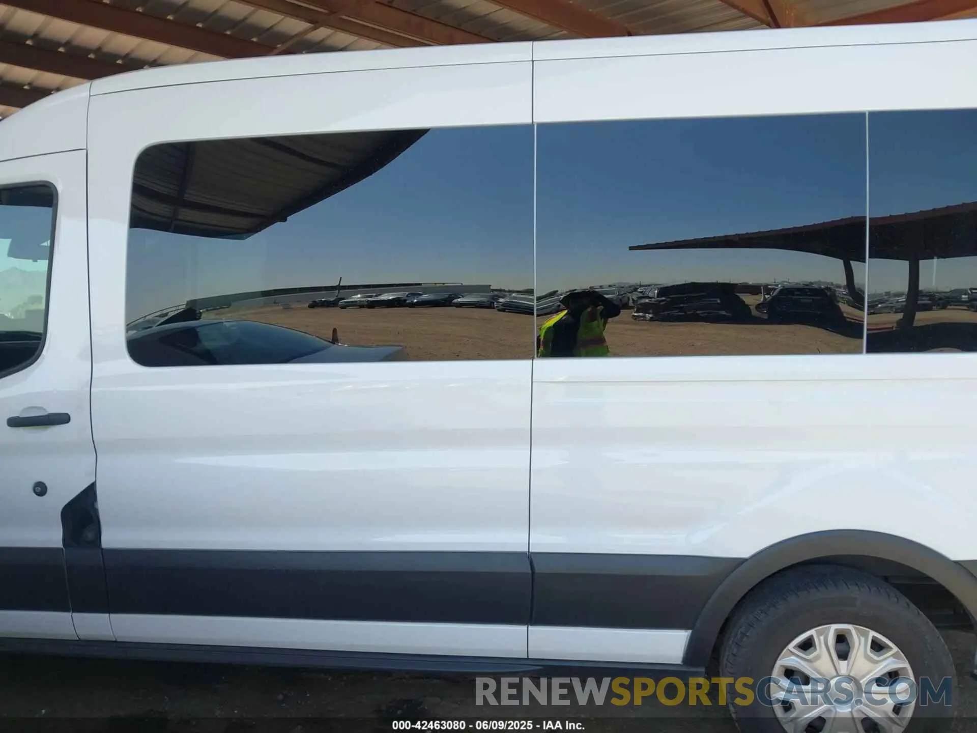 14 Photograph of a damaged car 1FBAX2CG2RKA75017 FORD TRANSIT-350 PASSENGER VAN 2024