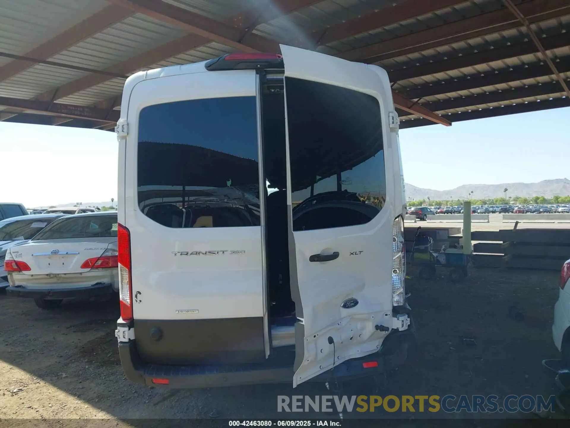 16 Photograph of a damaged car 1FBAX2CG2RKA75017 FORD TRANSIT-350 PASSENGER VAN 2024