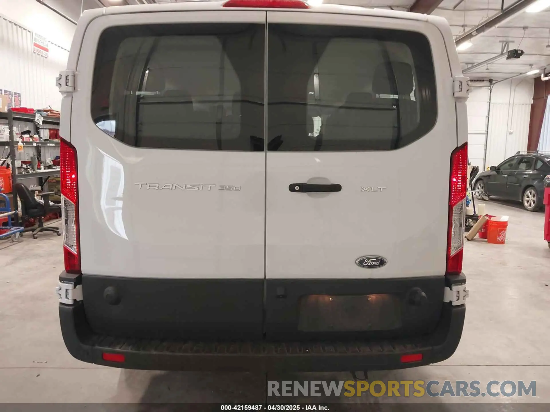 16 Photograph of a damaged car 1FBAX2Y88RKA83401 FORD TRANSIT-350 PASSENGER VAN 2024