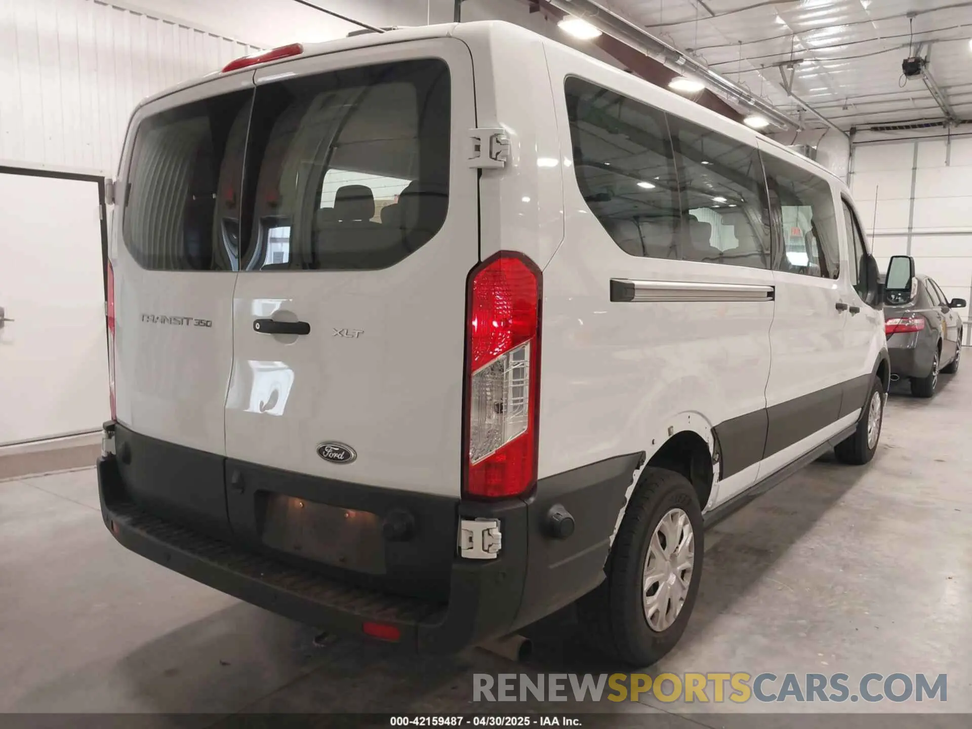 4 Photograph of a damaged car 1FBAX2Y88RKA83401 FORD TRANSIT-350 PASSENGER VAN 2024