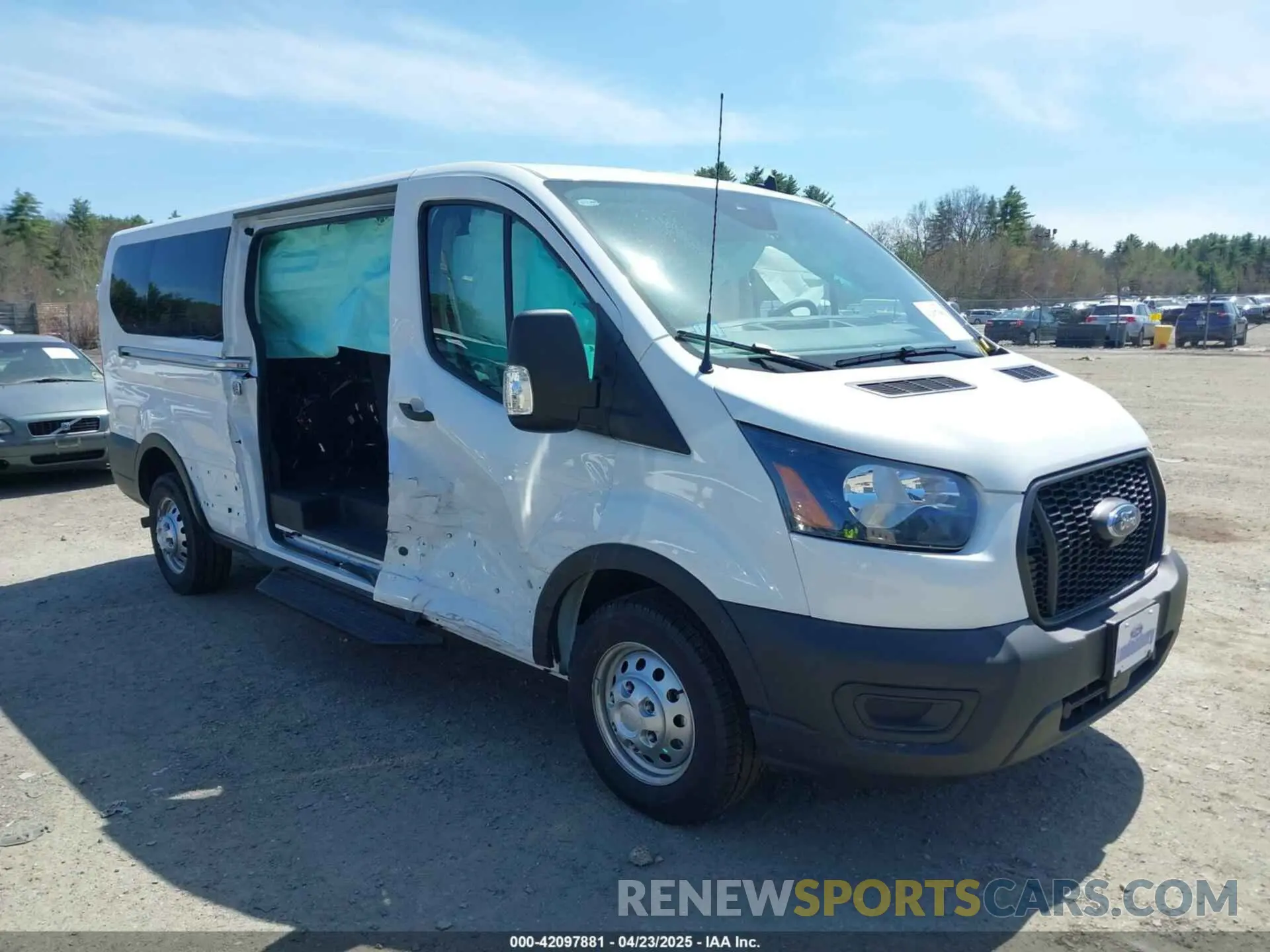 1 Фотография поврежденного автомобиля 1FBAX9Y82RKB84992 FORD TRANSIT-350 PASSENGER VAN 2024