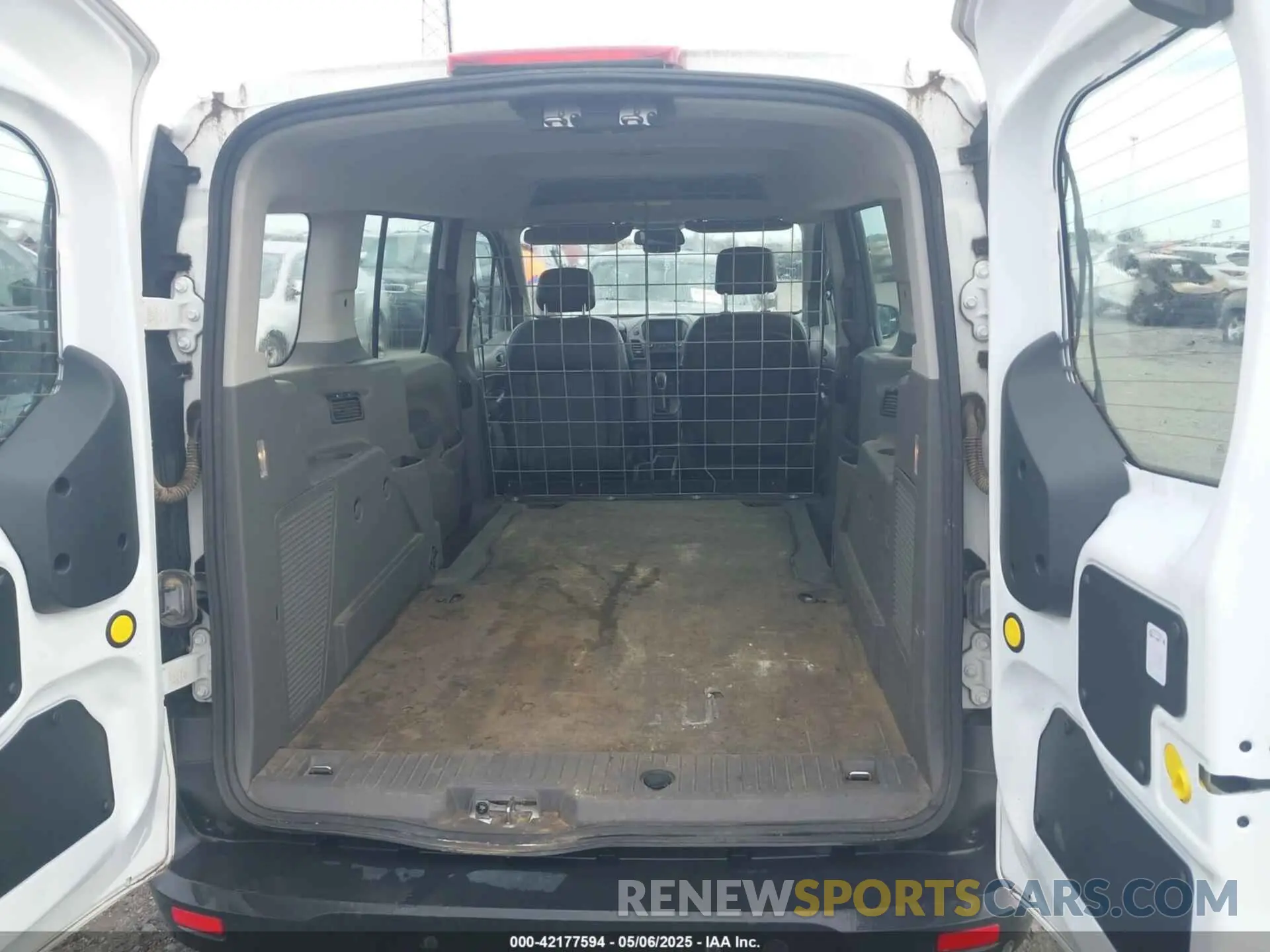 18 Photograph of a damaged car NM0GS9E20K1407608 FORD TRANSIT CONNECT 2019