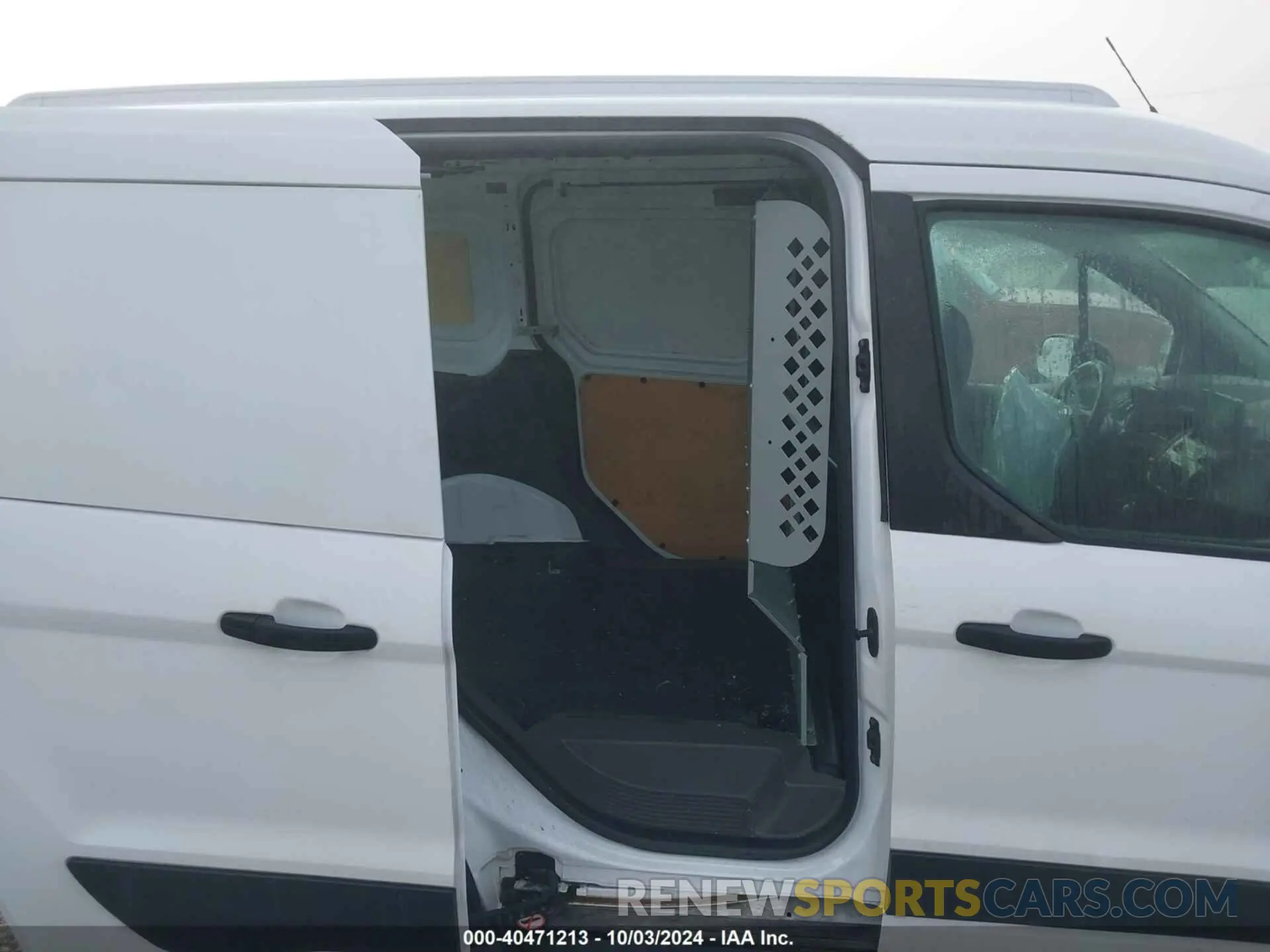 8 Photograph of a damaged car NM0LE6E22K1410160 FORD TRANSIT CONNECT 2019