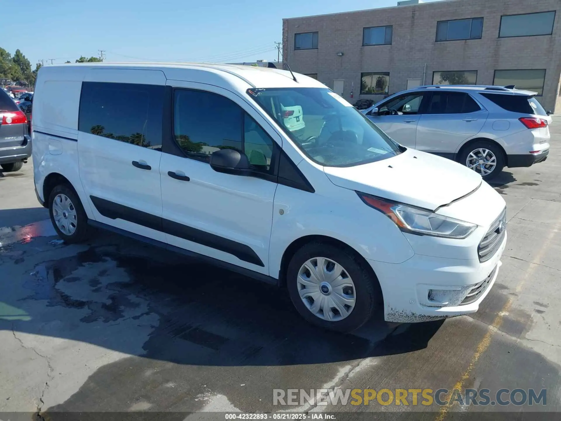 1 Фотография поврежденного автомобиля NM0LE7F27K1389553 FORD TRANSIT CONNECT 2019