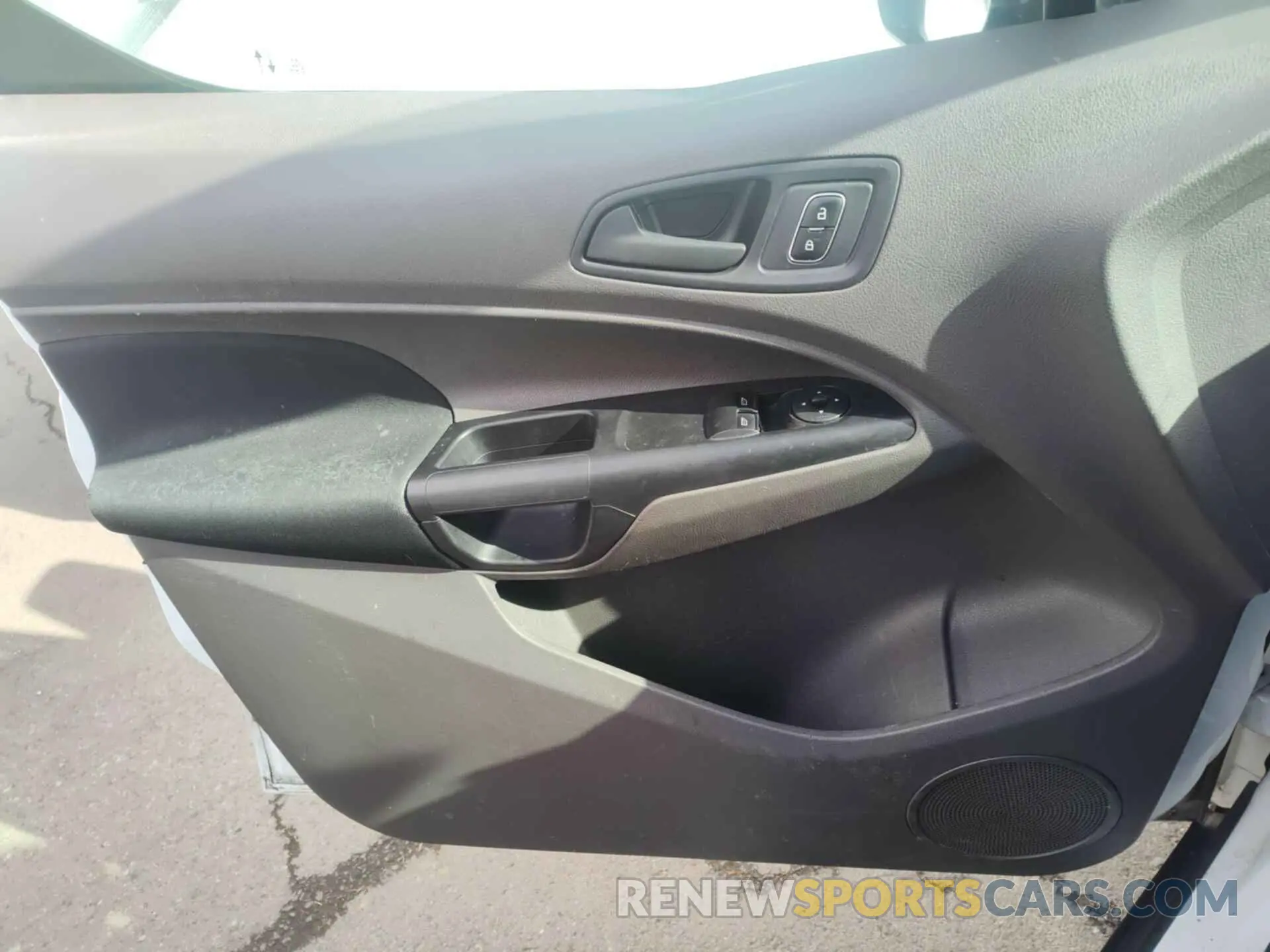 28 Фотография поврежденного автомобиля NM0LS7E23K1431548 FORD TRANSIT CONNECT 2019