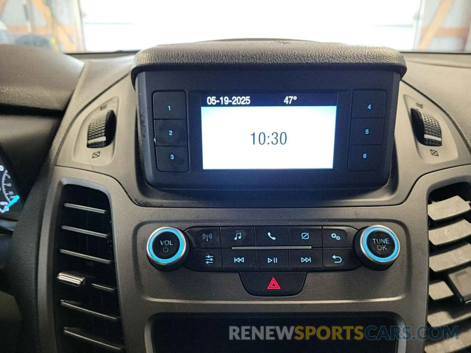 17 Photograph of a damaged car NM0LS7E23K1432019 FORD TRANSIT CONNECT 2019