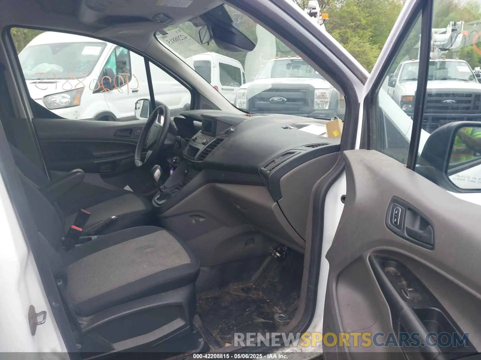 5 Фотография поврежденного автомобиля NM0LS7E27K1404689 FORD TRANSIT CONNECT 2019