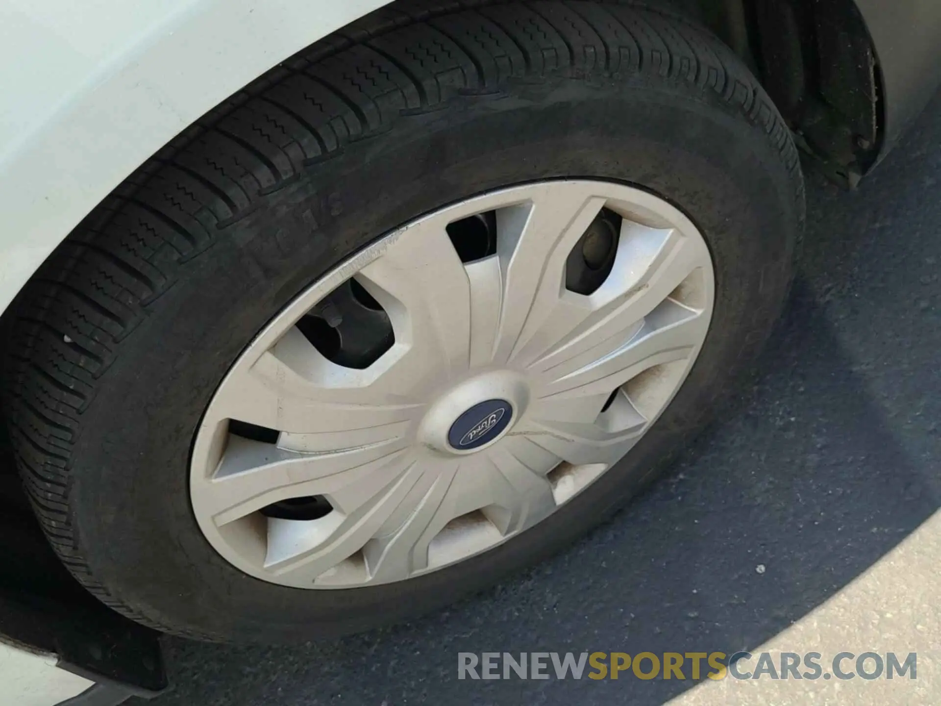 12 Фотография поврежденного автомобиля NM0LS7E28K1411828 FORD TRANSIT CONNECT 2019