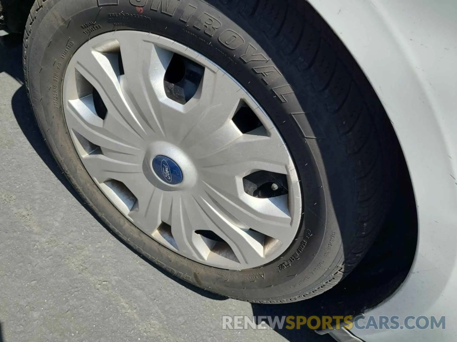 28 Фотография поврежденного автомобиля NM0LS7E28K1411828 FORD TRANSIT CONNECT 2019