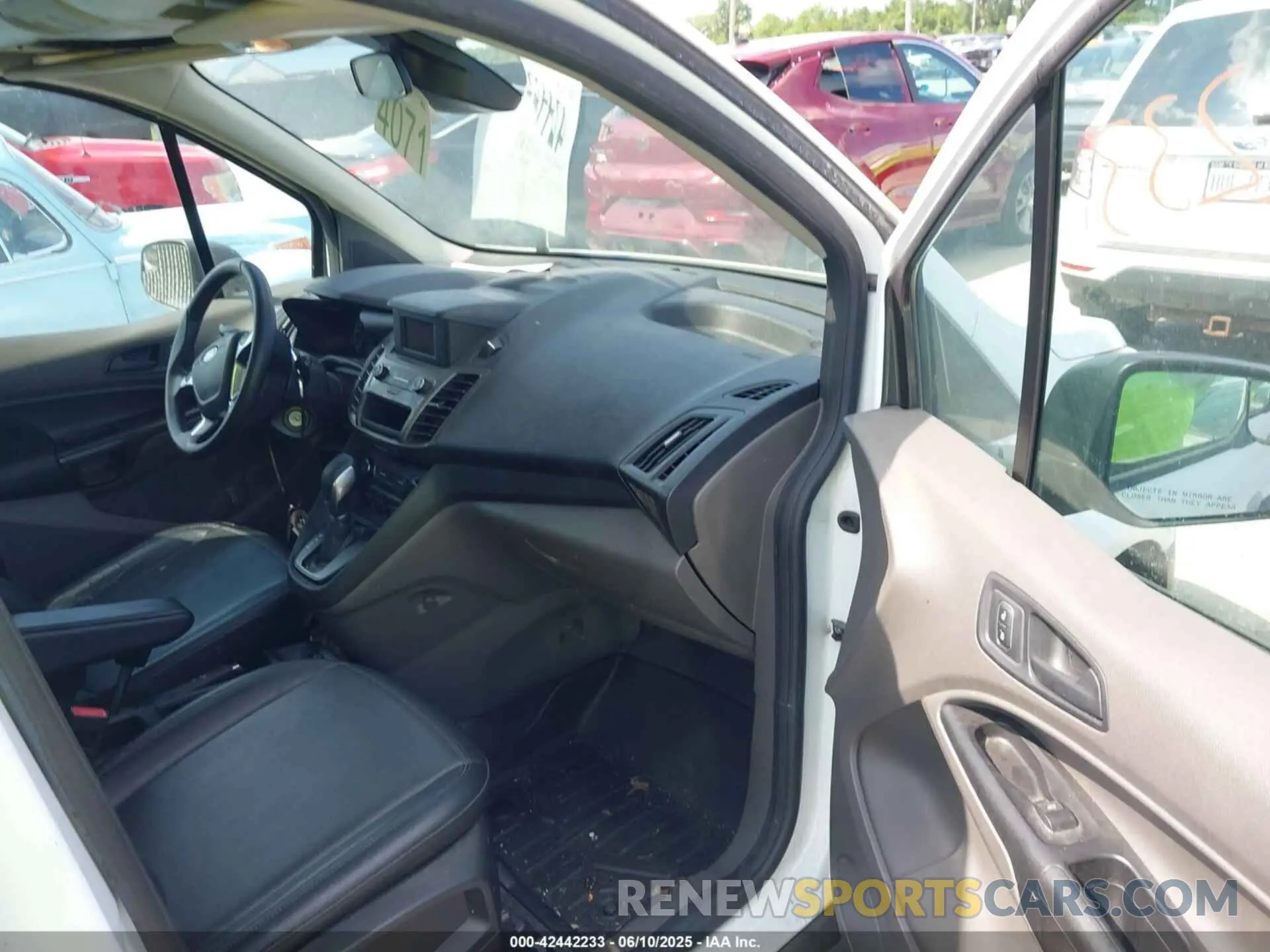 5 Photograph of a damaged car NM0LS7E29K1399298 FORD TRANSIT CONNECT 2019