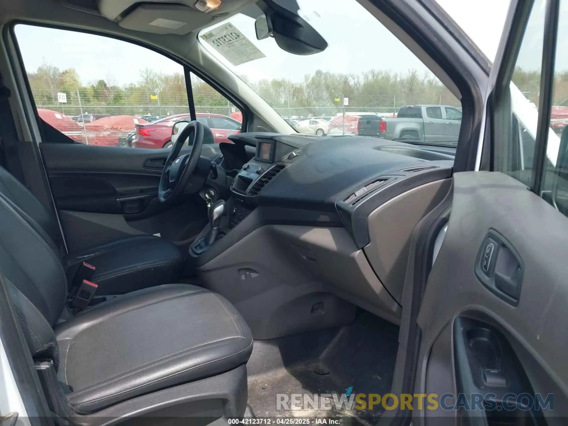 5 Фотография поврежденного автомобиля NM0LS7E2XK1401477 FORD TRANSIT CONNECT 2019