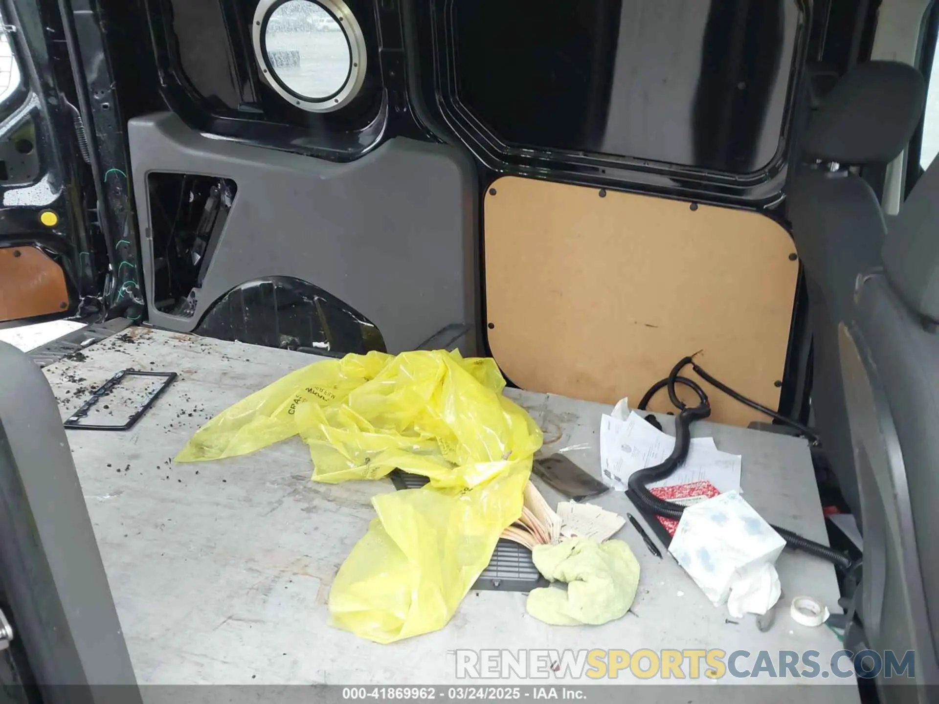 8 Photograph of a damaged car NM0LS7E2XK1411572 FORD TRANSIT CONNECT 2019
