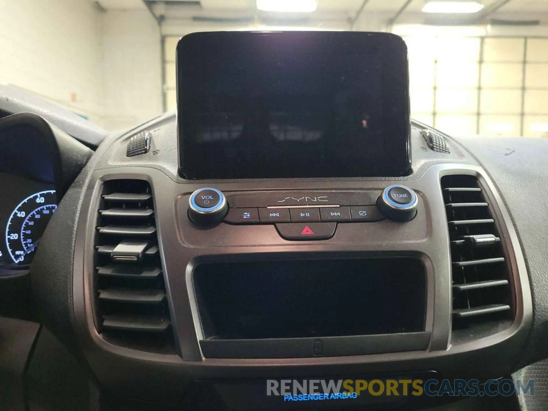 8 Фотография поврежденного автомобиля NM0LS7F23K1398095 FORD TRANSIT CONNECT 2019