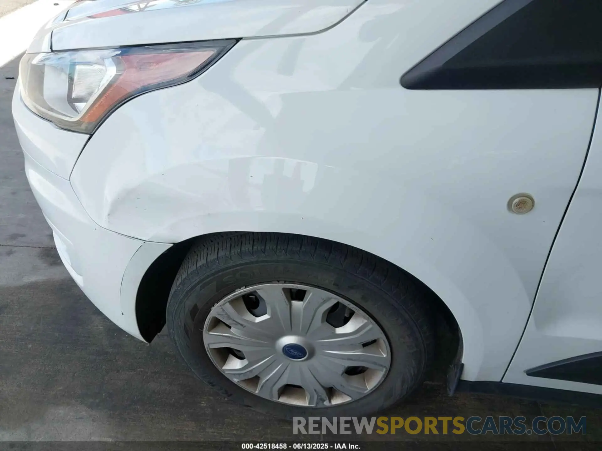6 Фотография поврежденного автомобиля NM0LS7F23K1426316 FORD TRANSIT CONNECT 2019