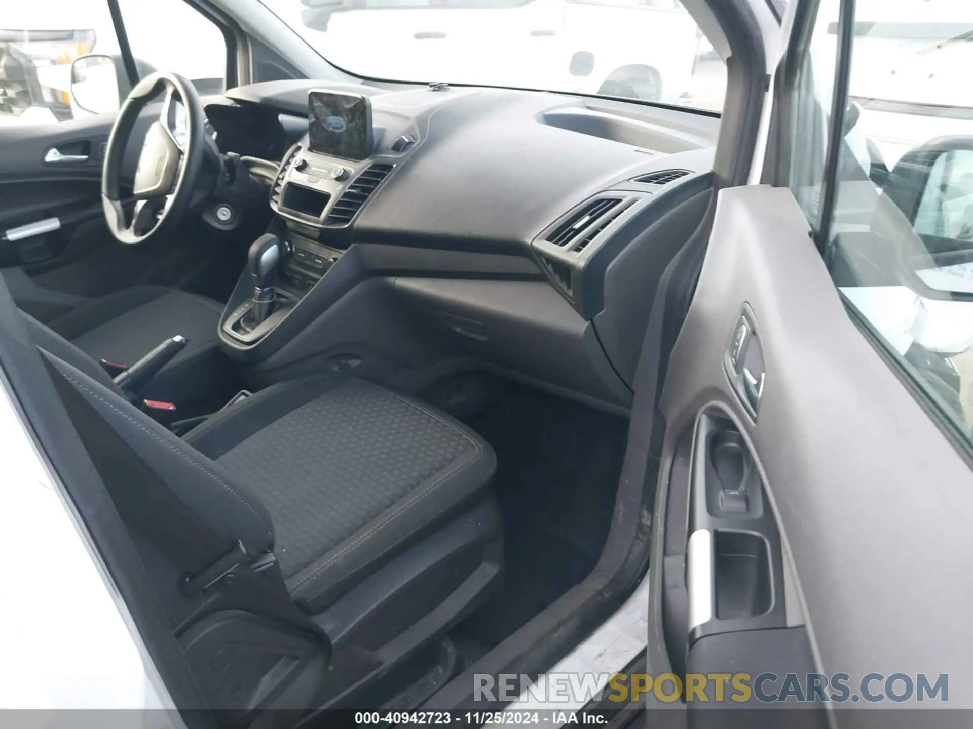 5 Photograph of a damaged car NM0LS7F27K1417814 FORD TRANSIT CONNECT 2019