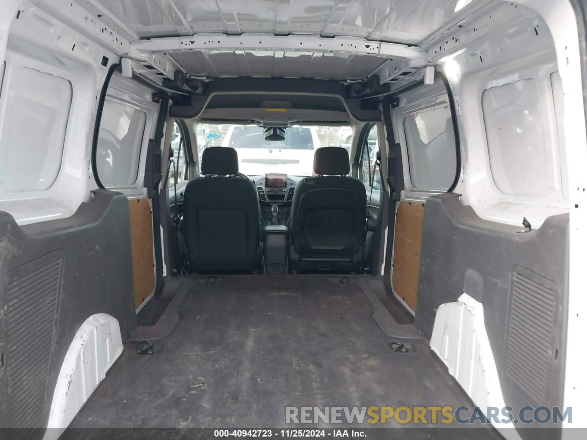 8 Photograph of a damaged car NM0LS7F27K1417814 FORD TRANSIT CONNECT 2019