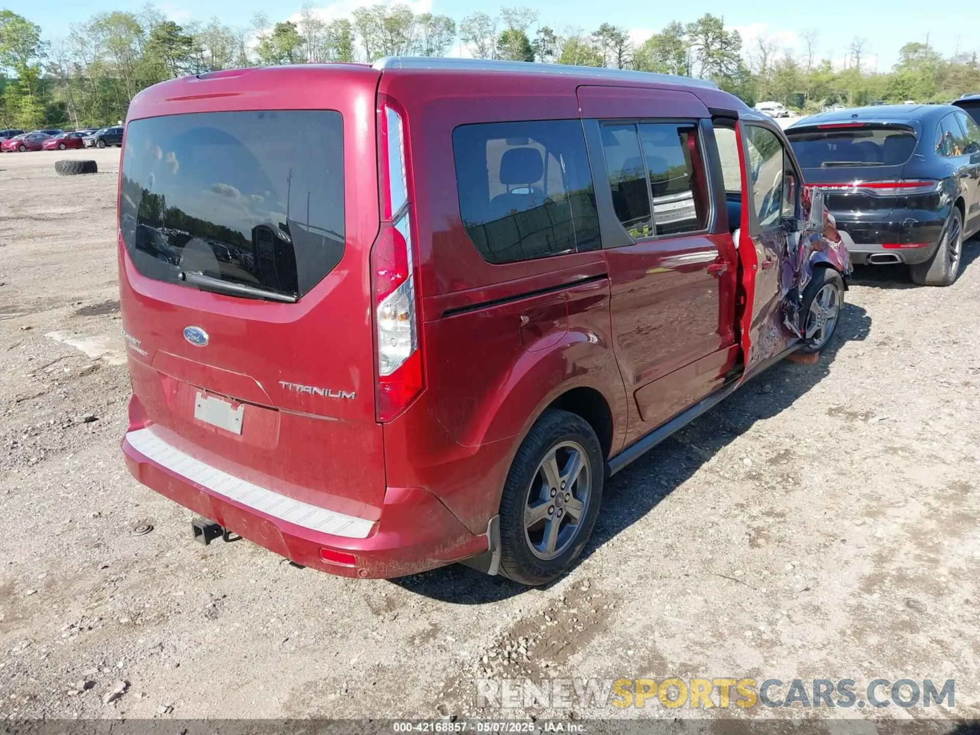 4 Photograph of a damaged car NM0GE9G25L1470869 FORD TRANSIT CONNECT 2020
