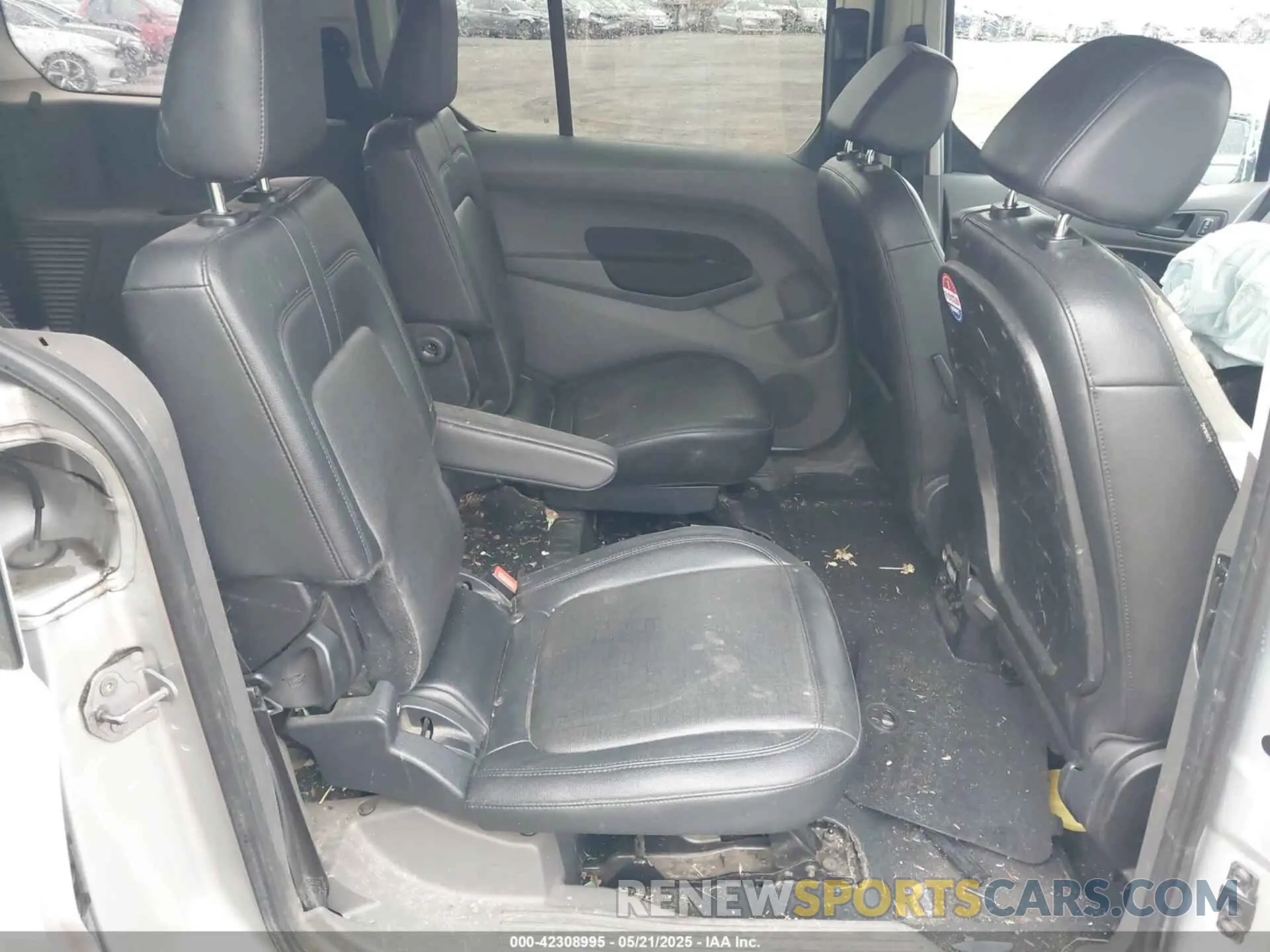 8 Photograph of a damaged car NM0GS9E20L1446782 FORD TRANSIT CONNECT 2020