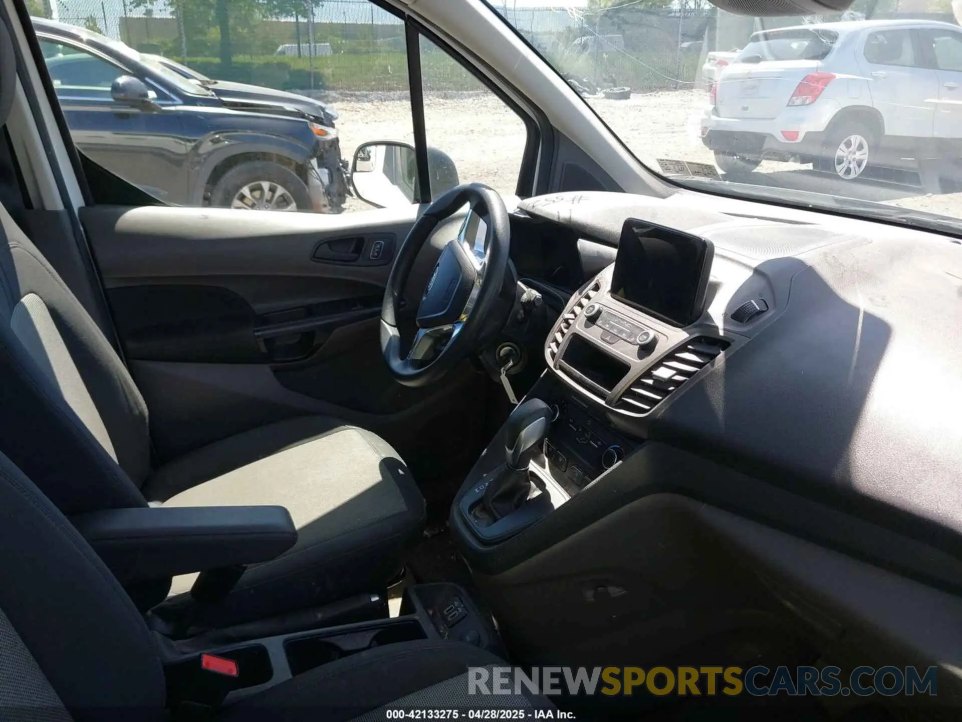 5 Фотография поврежденного автомобиля NM0LS7E20L1471992 FORD TRANSIT CONNECT 2020